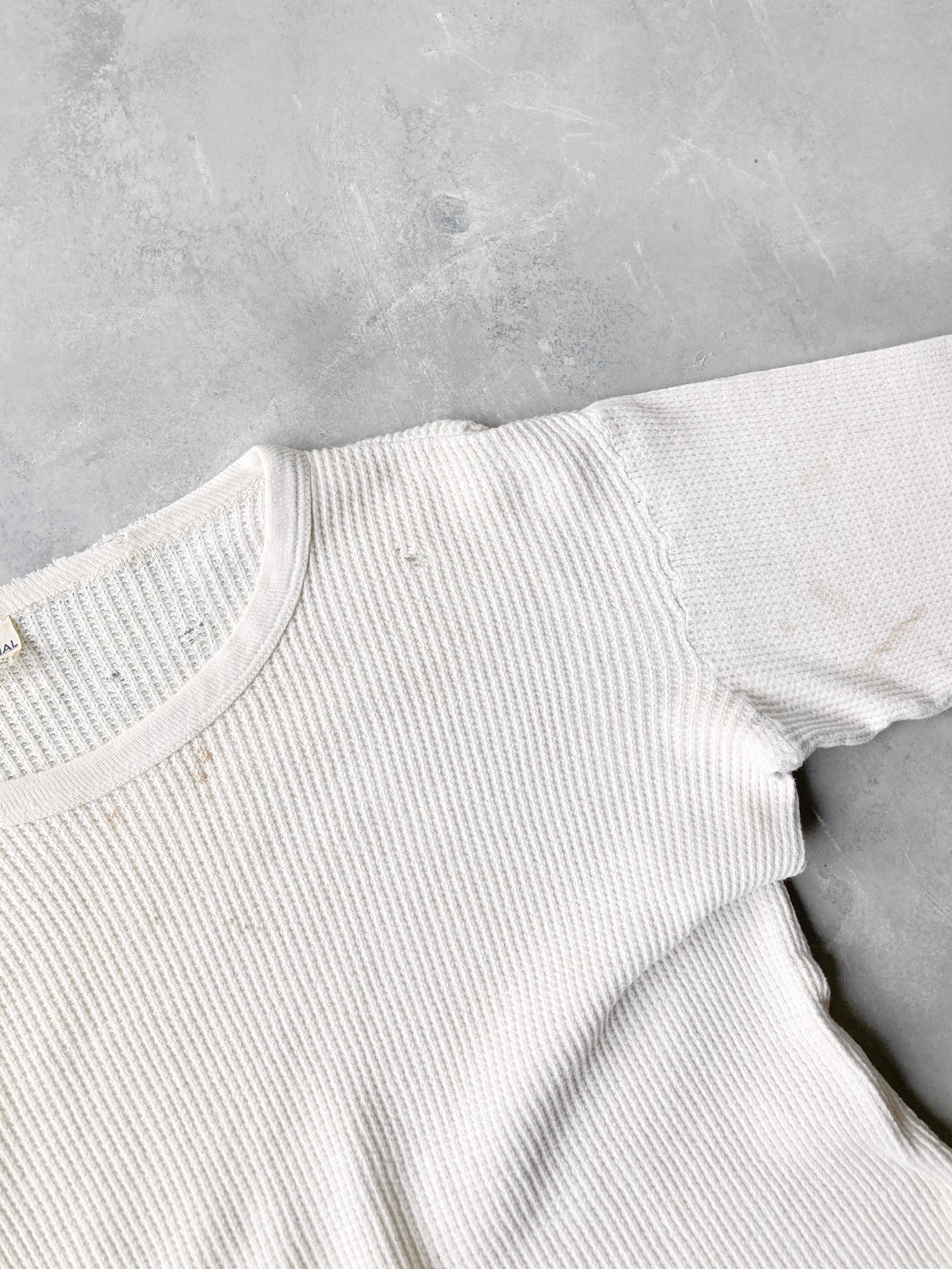 Distressed Thermal Shirt 80's - Medium / Large