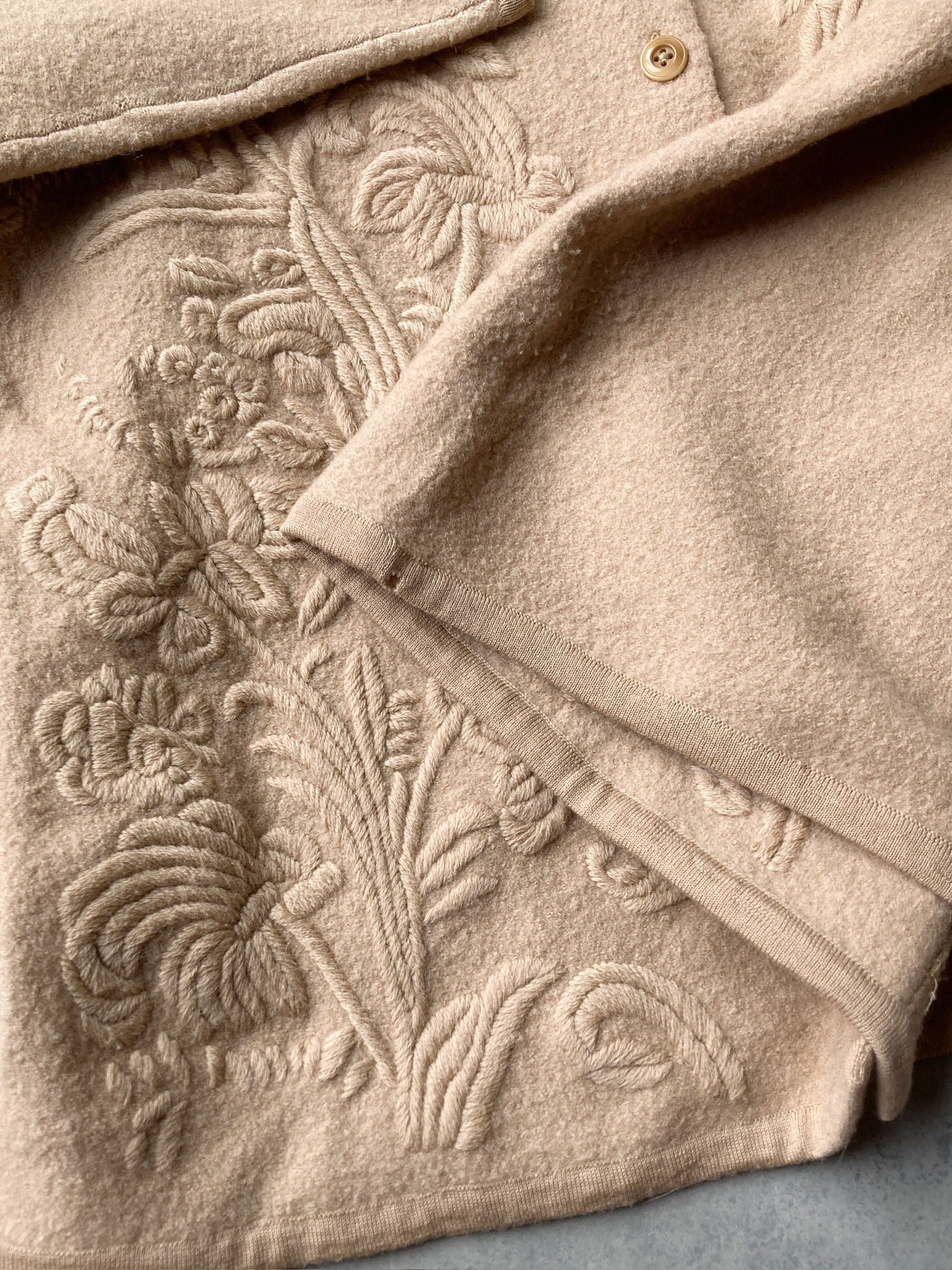 Embroidered Wool Jacket 90's - Medium / Large