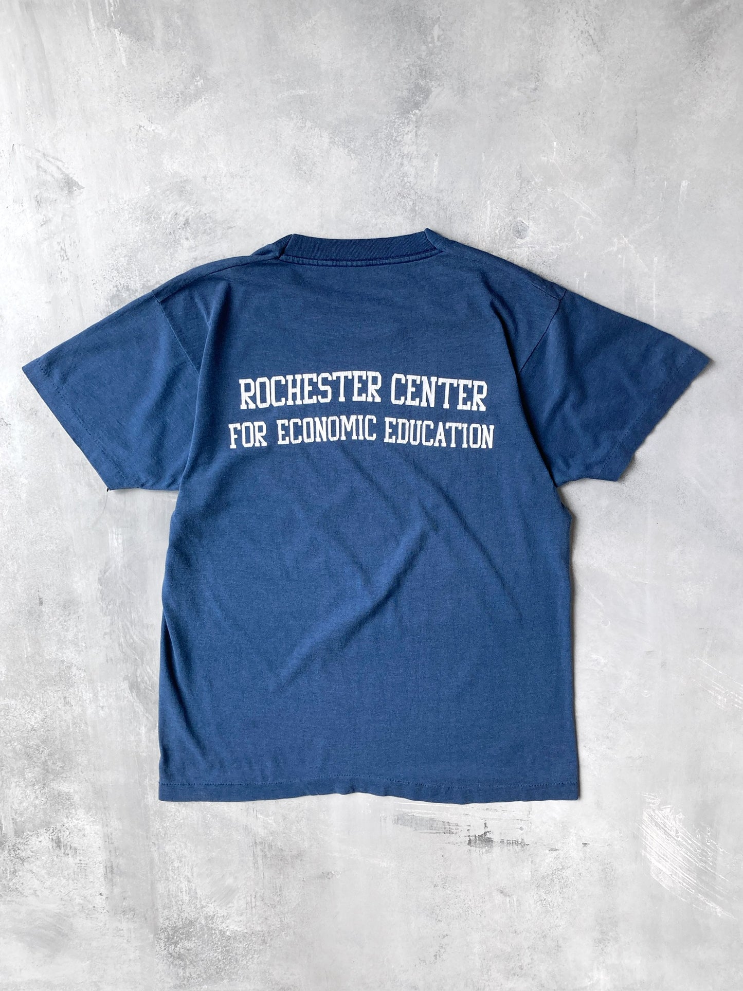 Rochester Economics T-Shirt 80's - Medium