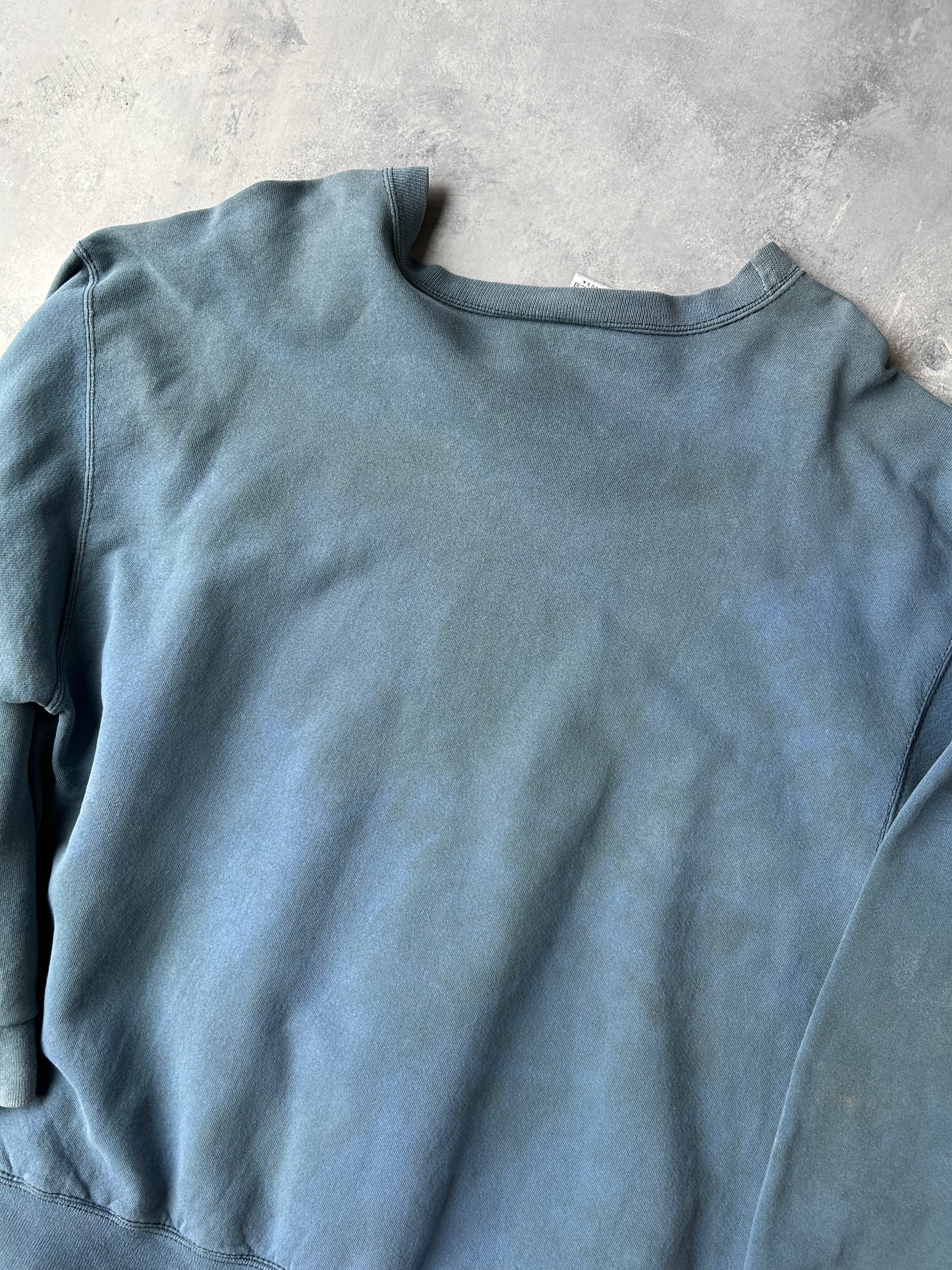 Distressed Nike Sweatshirt 90's - Large