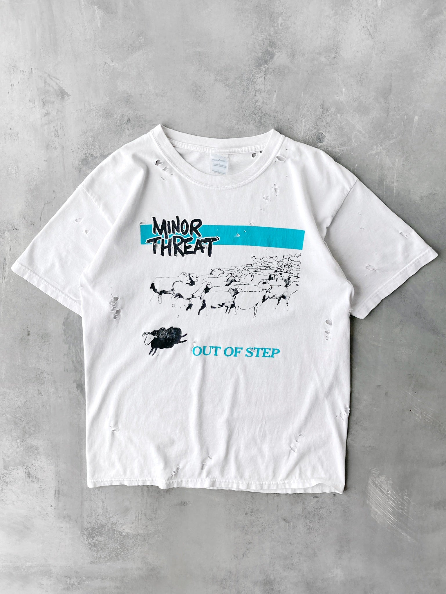 00's MINOR THREAT out of step Tシャツ Lマイナースレット
