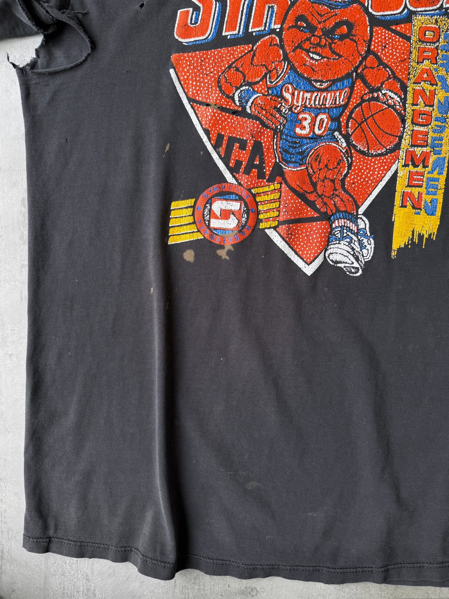 Syracuse University Basketball T-Shirt 90's - Large / XL