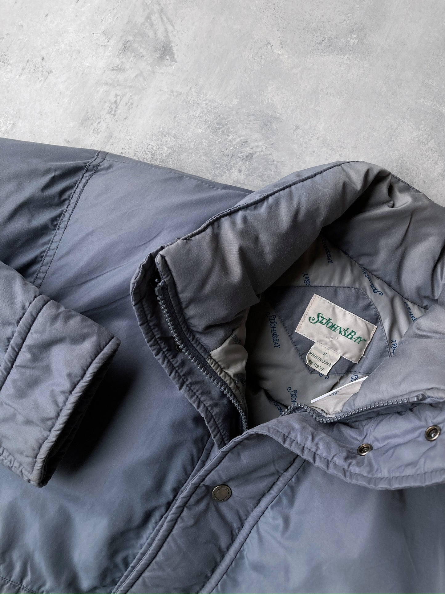 Gray Puffer Coat 00's - Medium