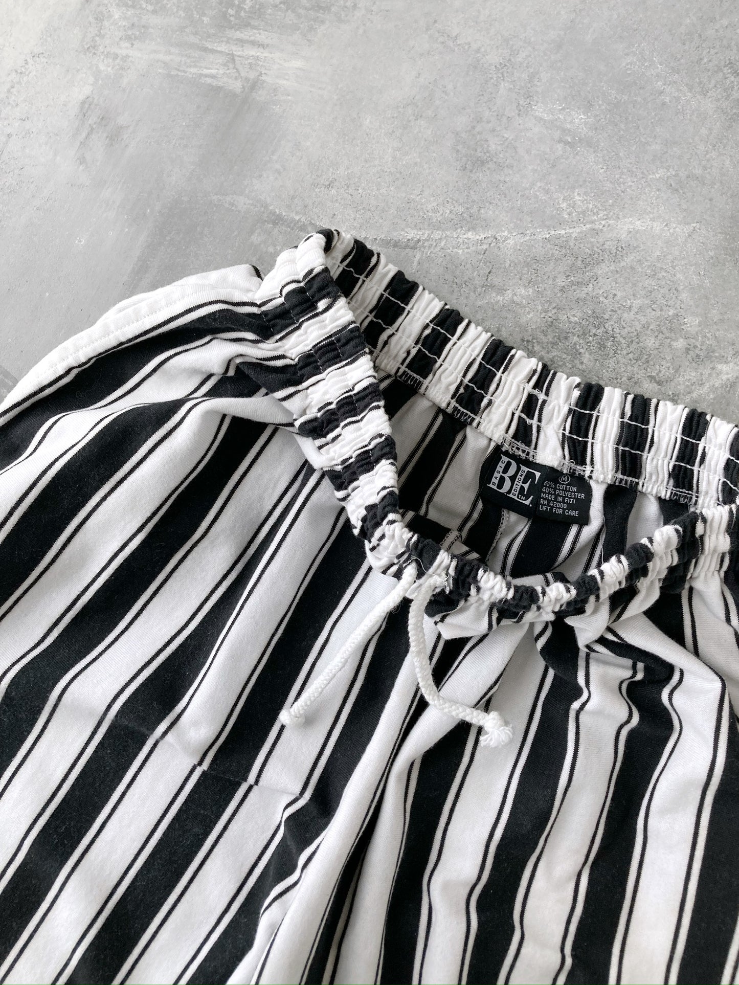 Pull-on Striped Shorts 90's - Small / Medium
