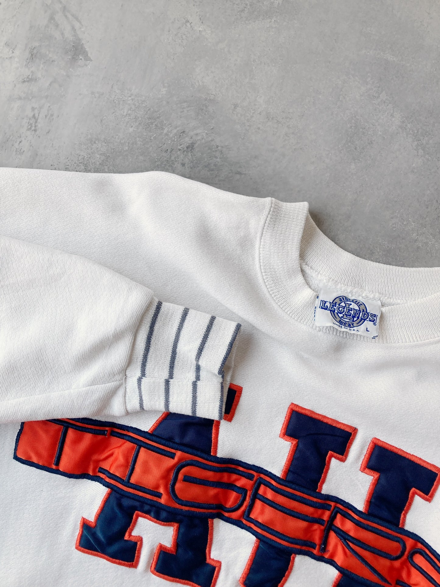 Auburn University Tigers Sweatshirt 90's - Large