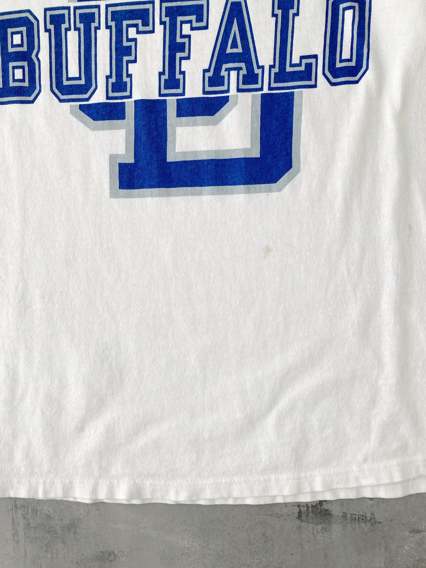 University of Buffalo Champion T-Shirt 80's - Large