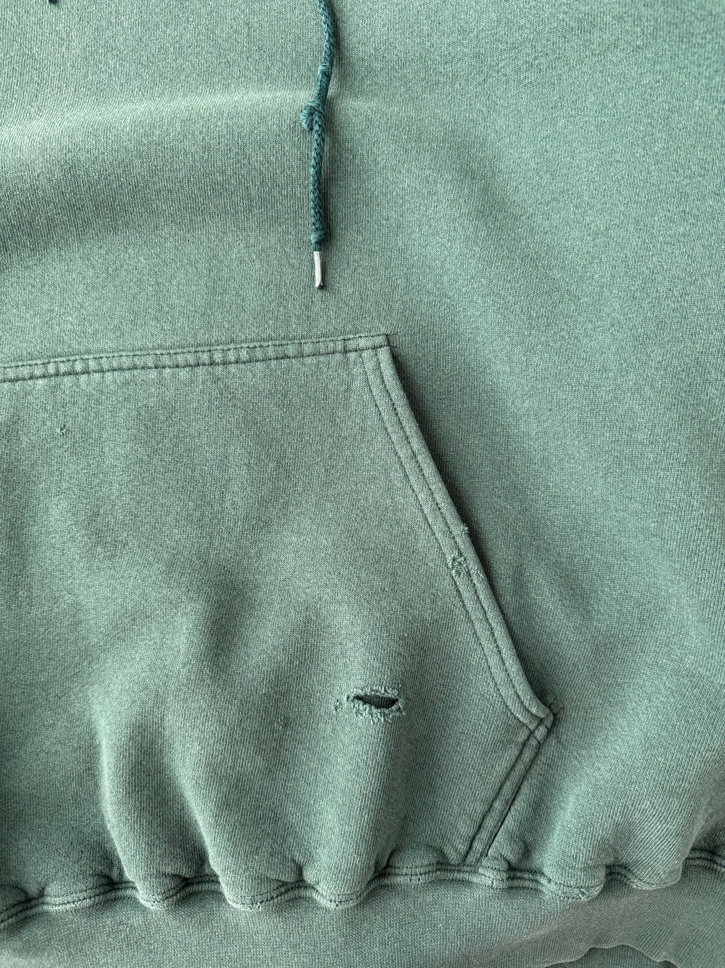 Distressed Nike Essential Hoodie 90's - XL