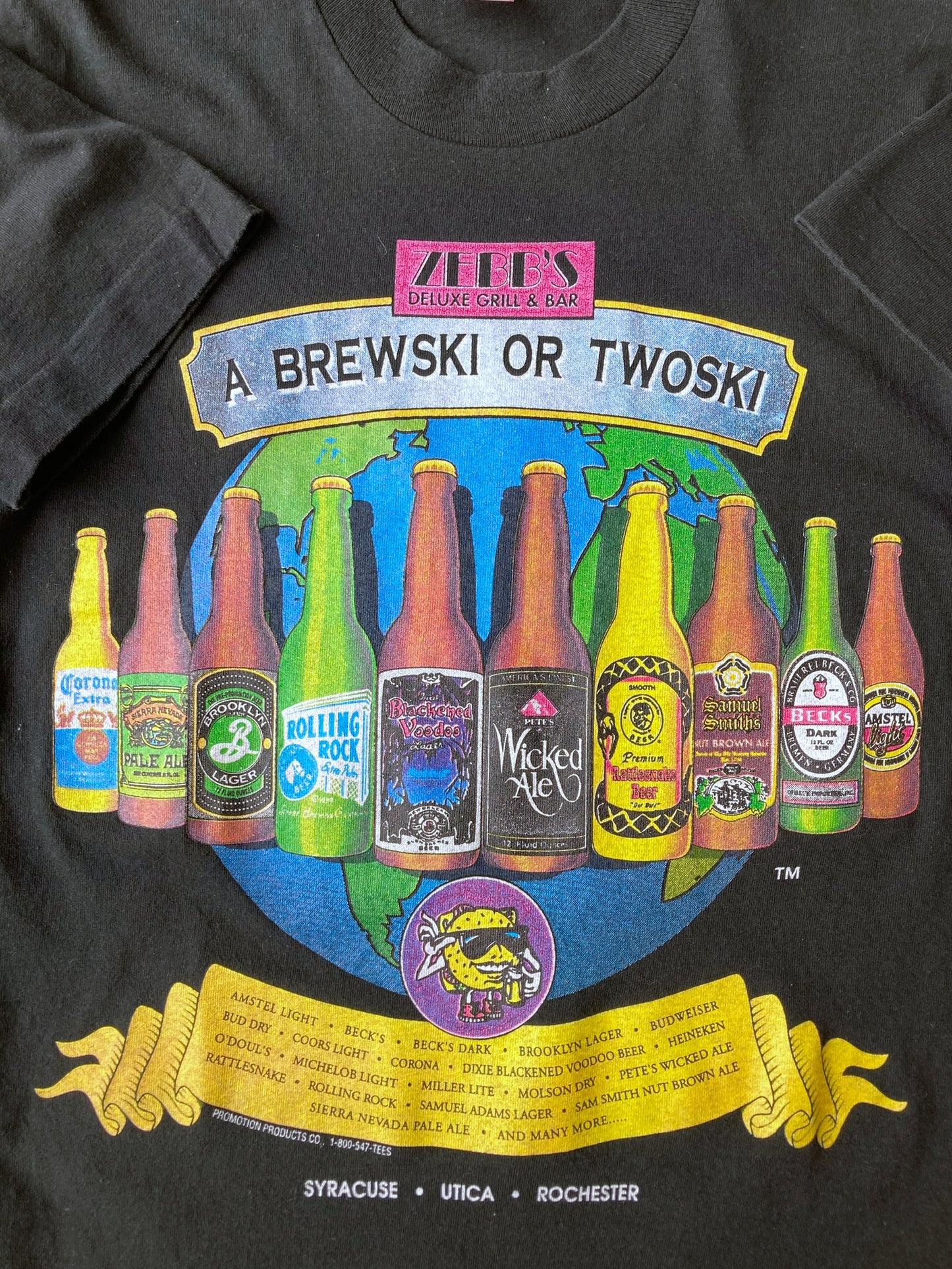 Zebb's Bar and Grill T-shirt 90's - Small