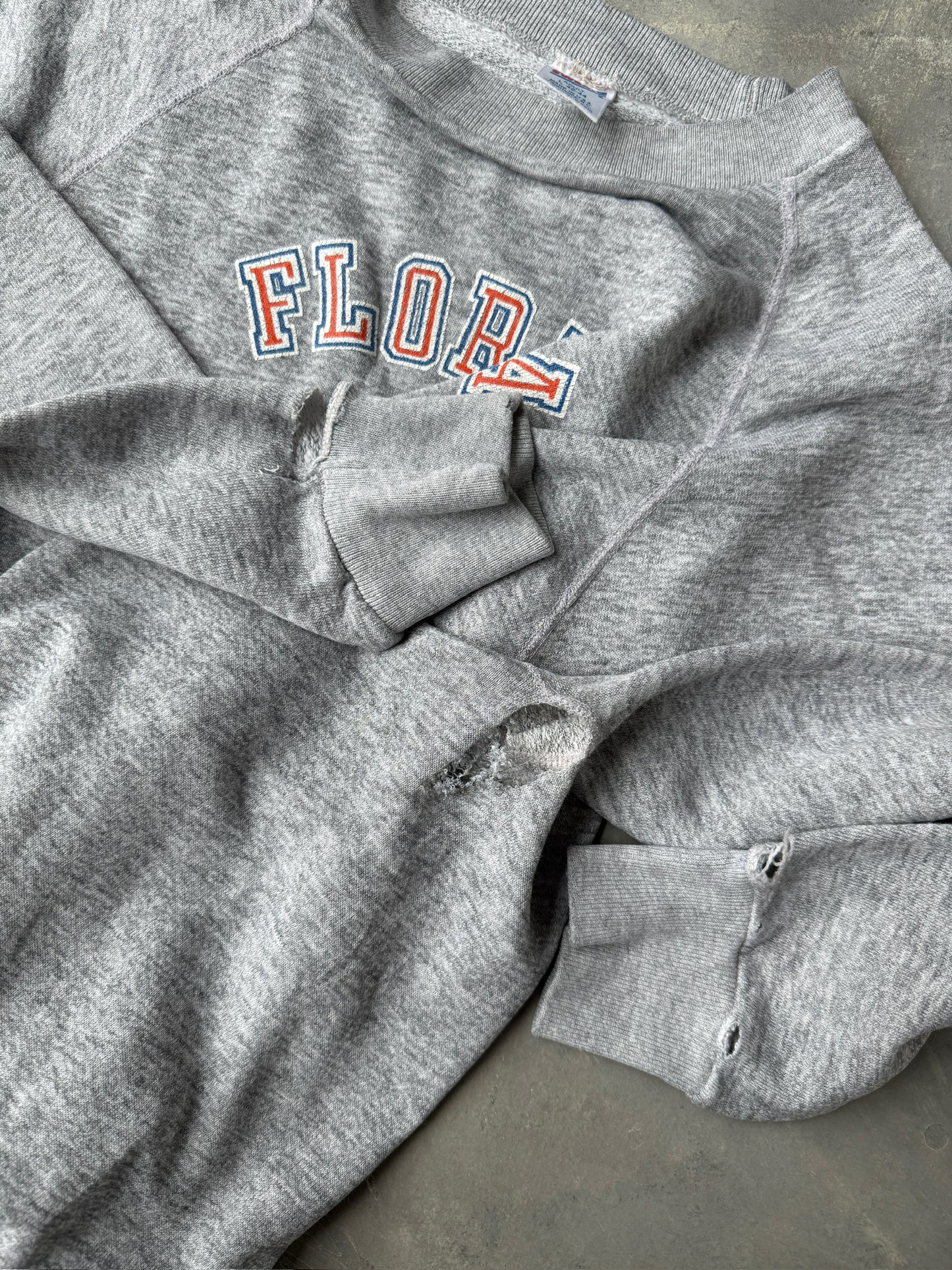 Florida Gators Thrashed Sweatshirt 80's - Medium