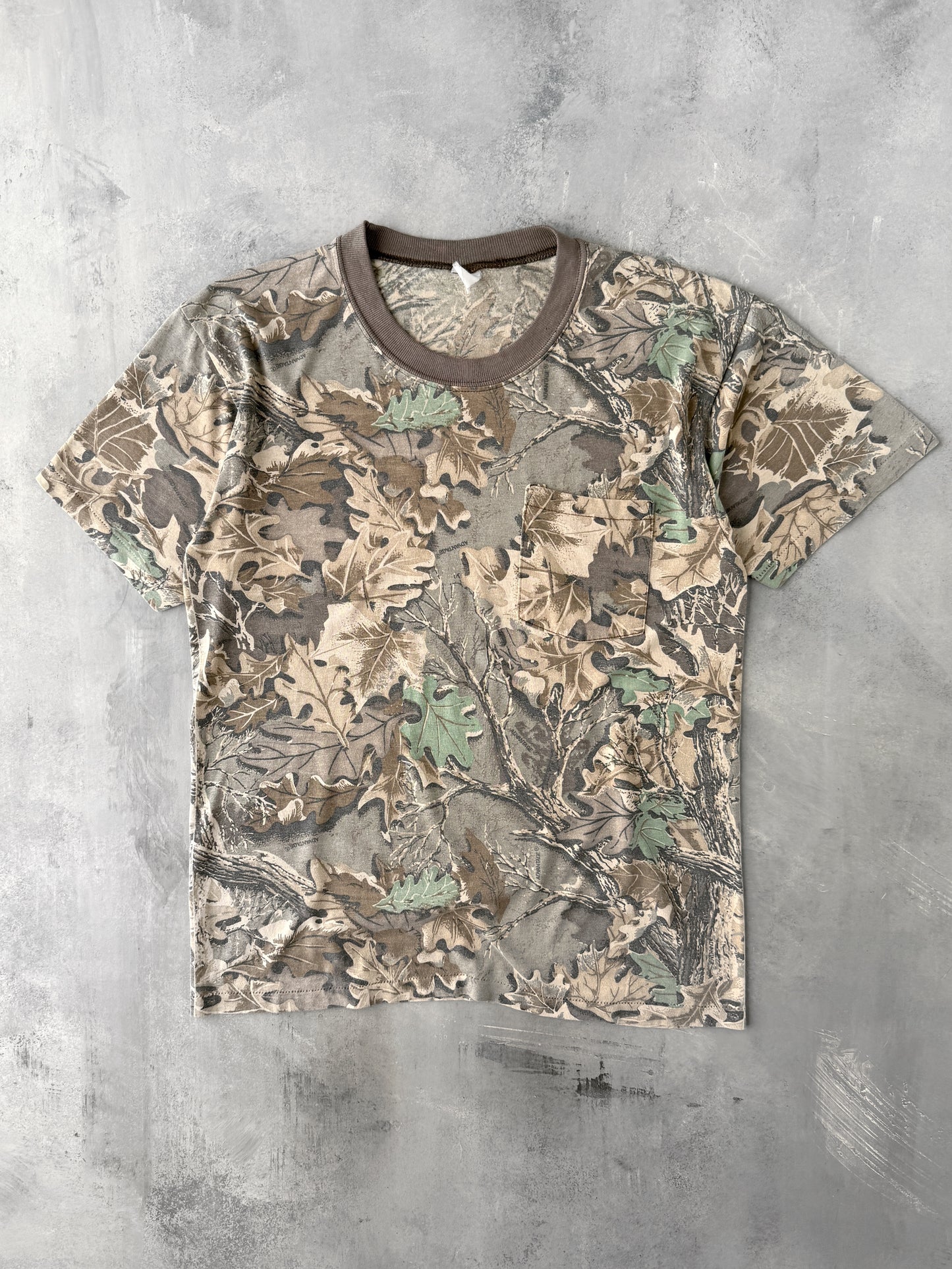 Real Tree Camo Pocket T-Shirt 90's - Medium
