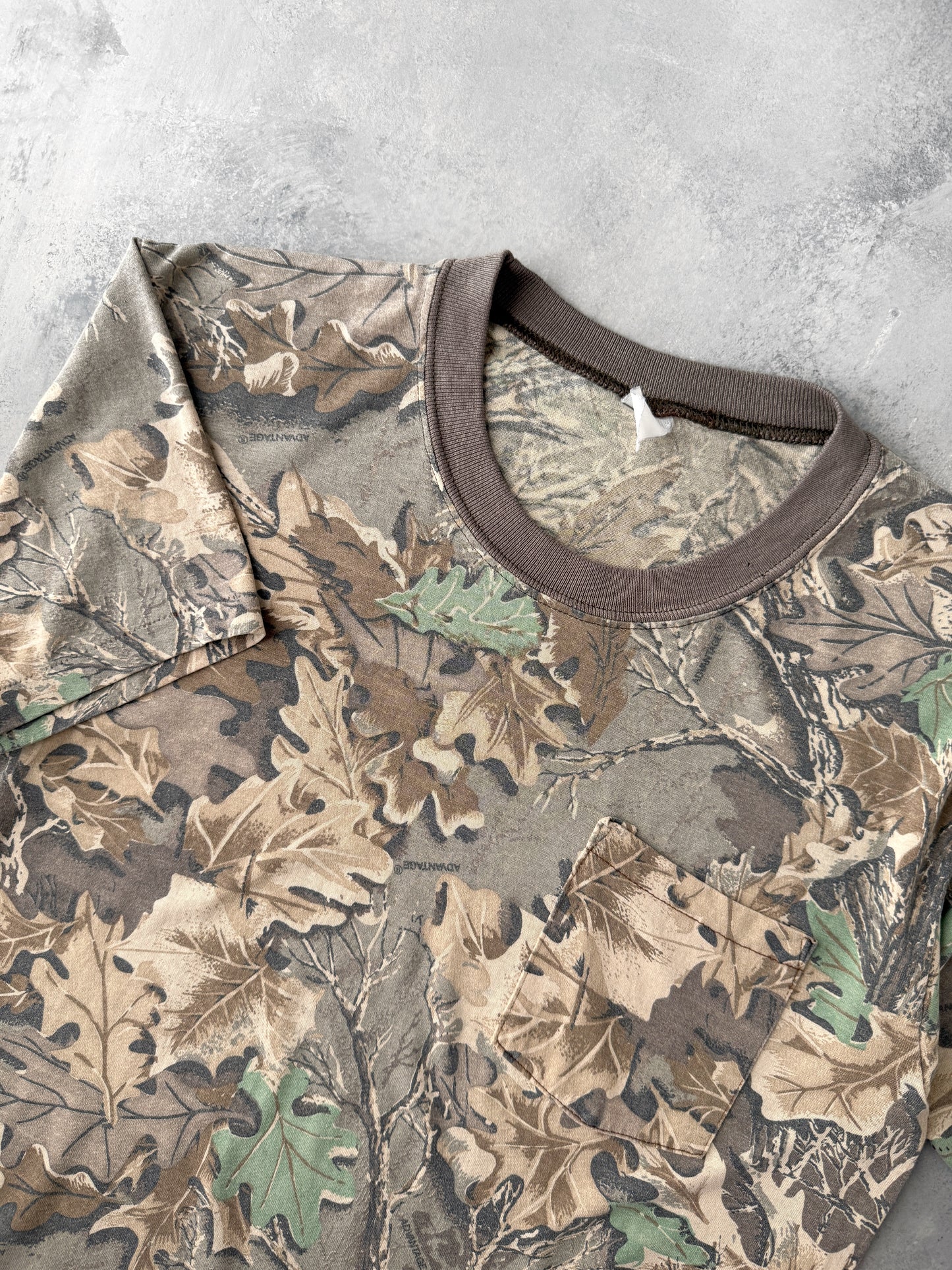 Real Tree Camo Pocket T-Shirt 90's - Medium
