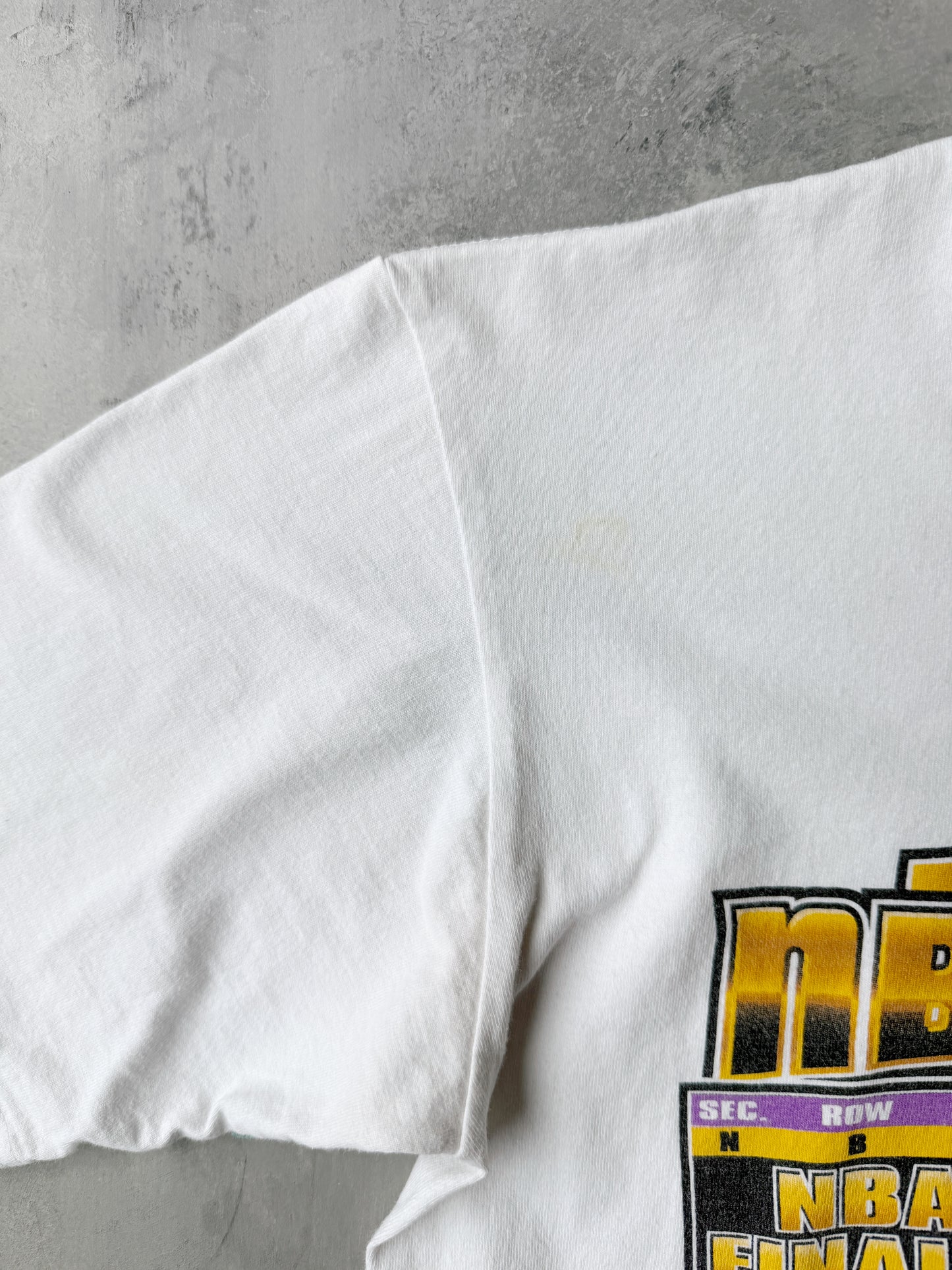 NBA Finals T-Shirt '01 - Medium