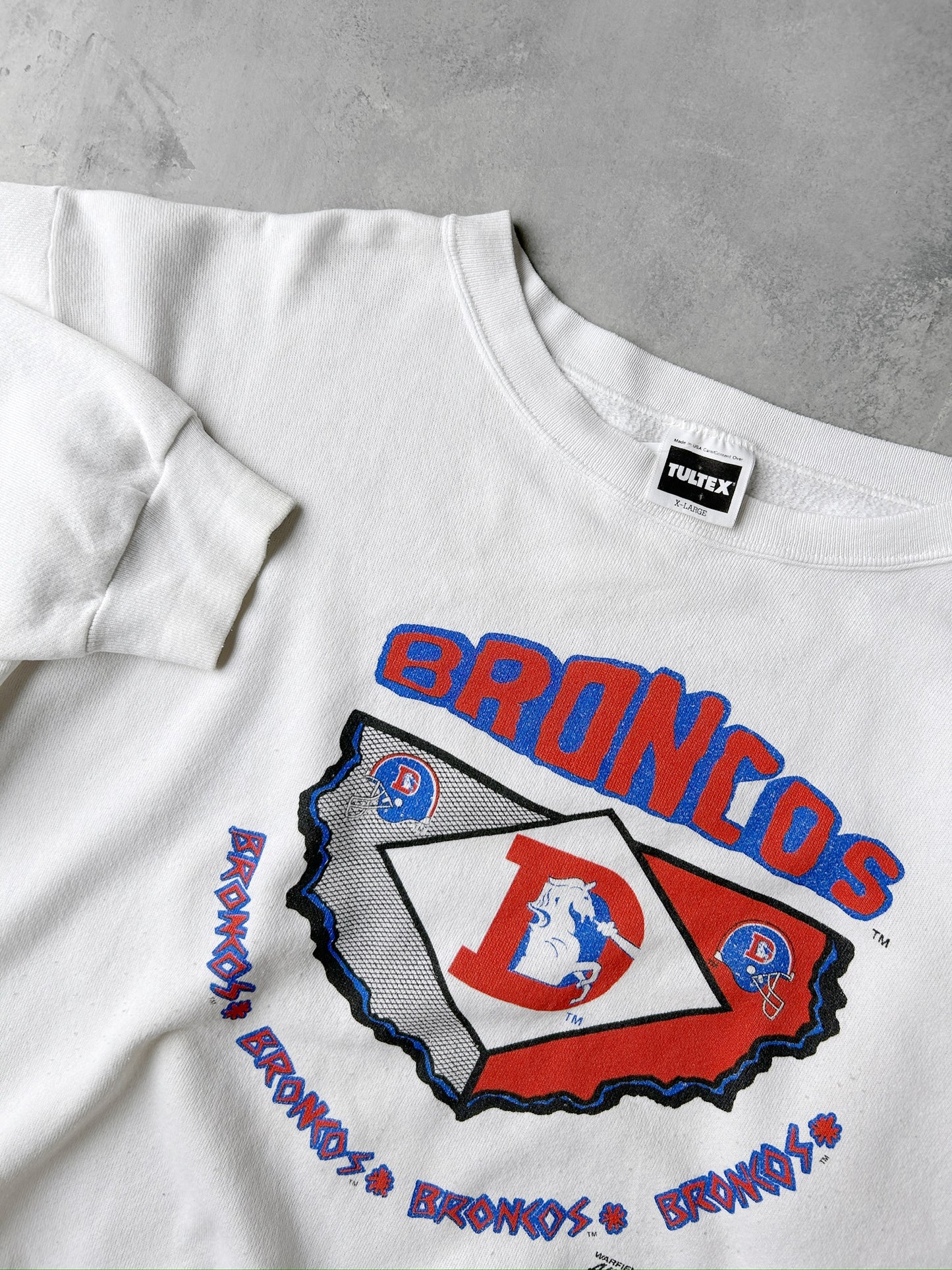 Denver Broncos Sweatshirt 90's - Large / XL