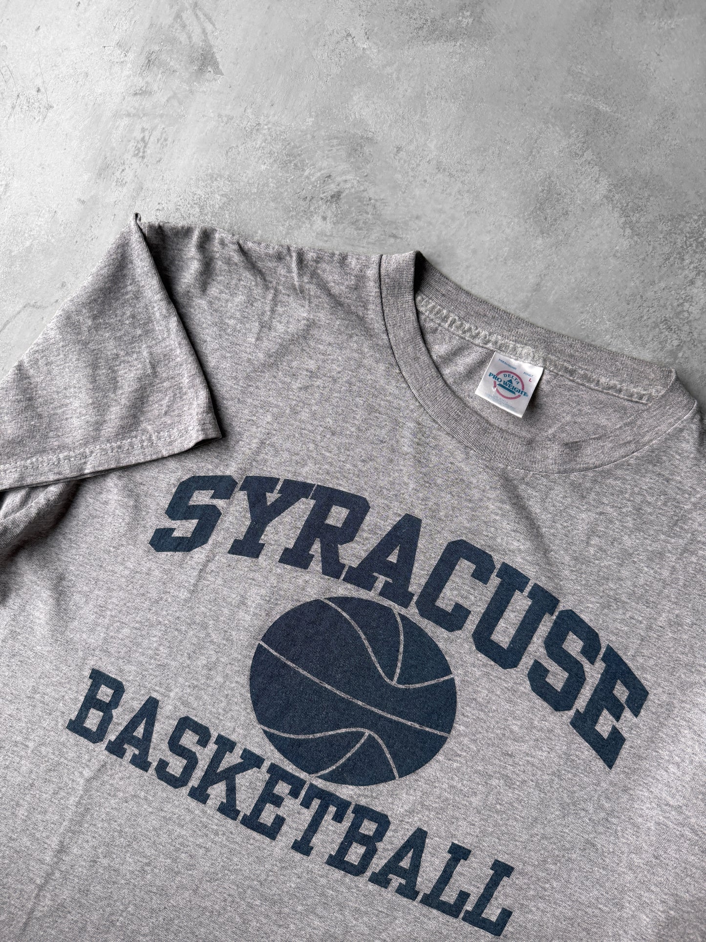 Syracuse University Basketball T-Shirt Y2K - Medium / Large