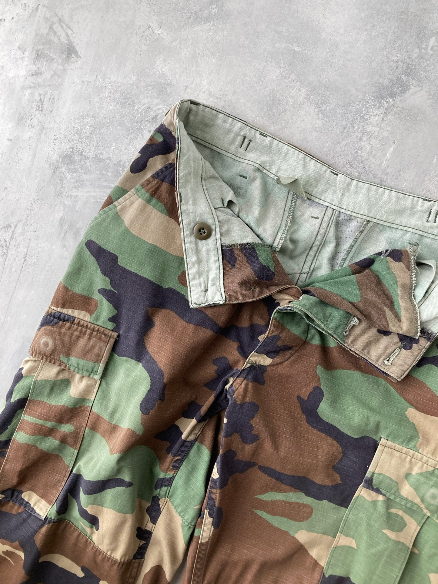 Military Camo Cargo Pants 00's - Adjustable S / M