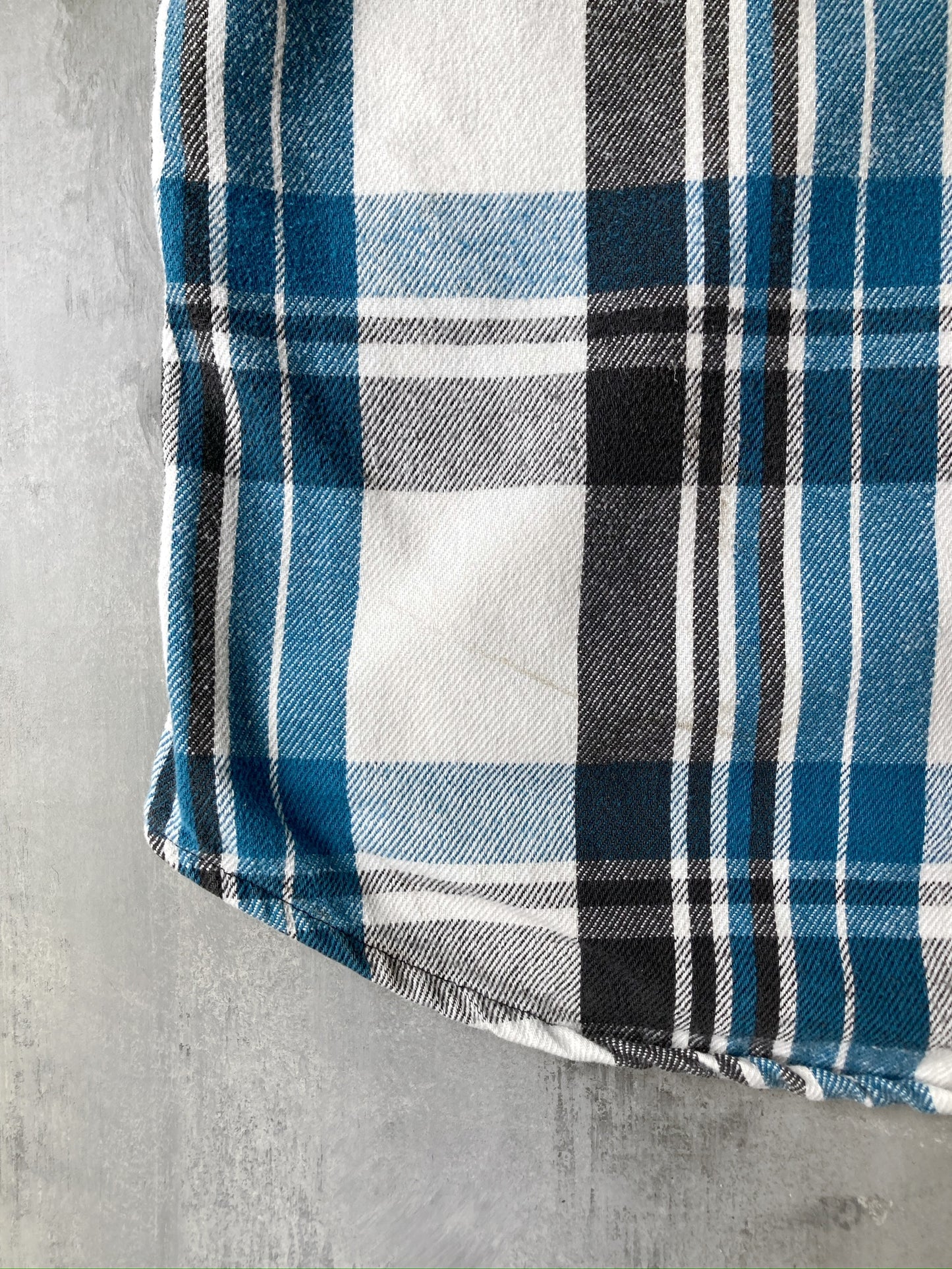 Plaid Flannel Shirt 90's - Medium