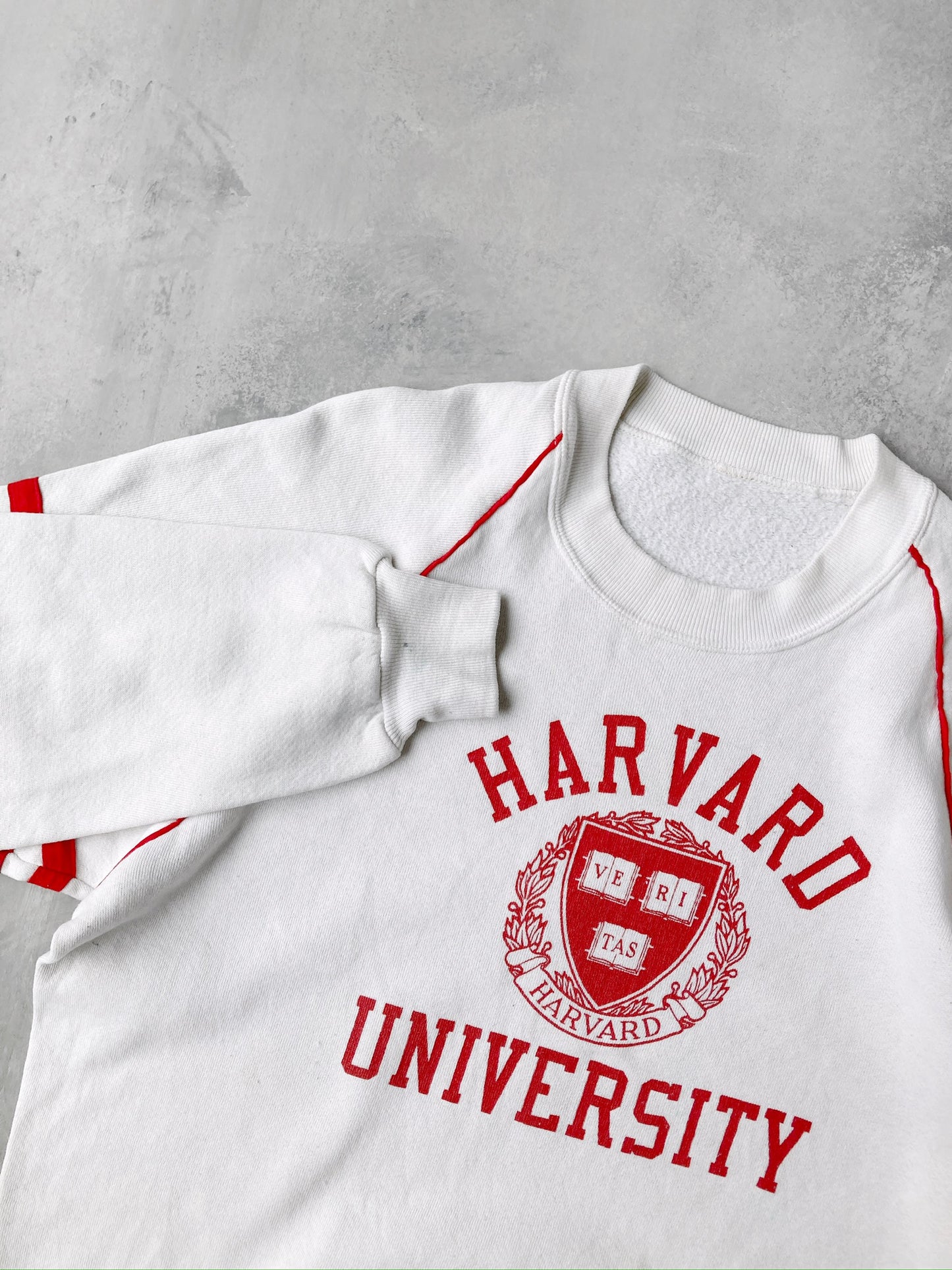 Harvard University Raglan Crewneck 80's - Medium / Large