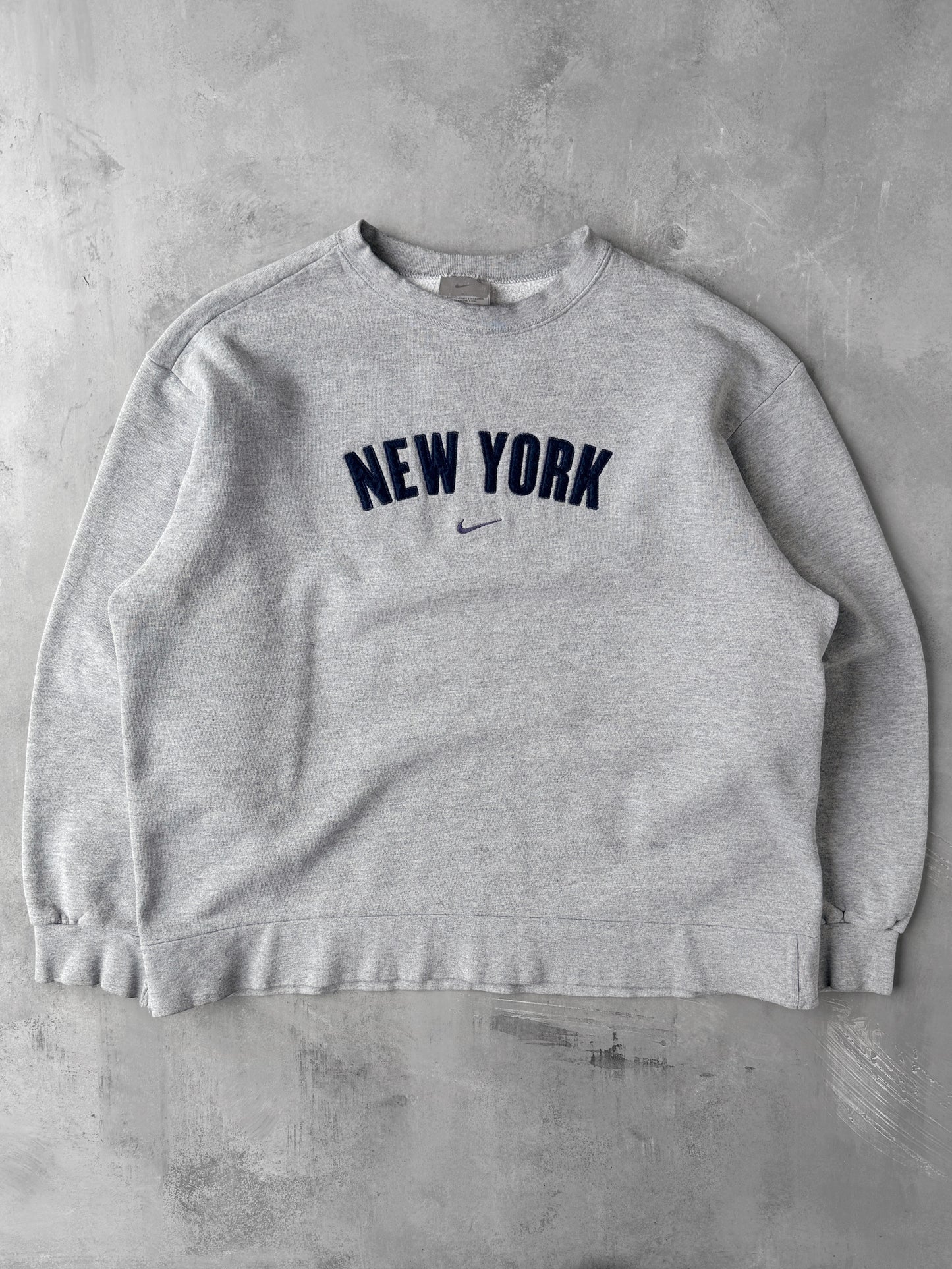 New York Yankees Nike Sweatshirt Y2K - Medium / Large