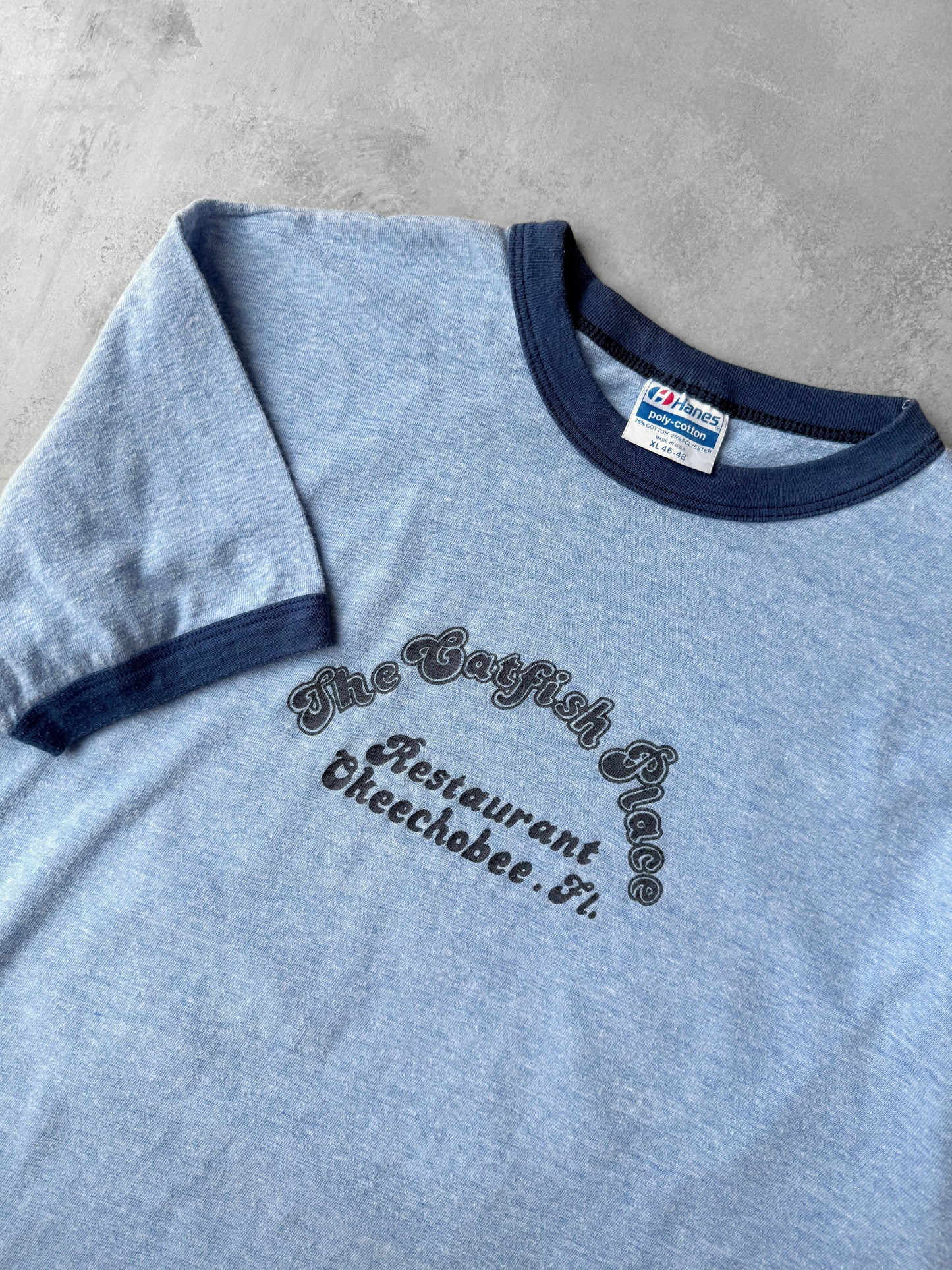The Catfish Place T-Shirt 80's - Large