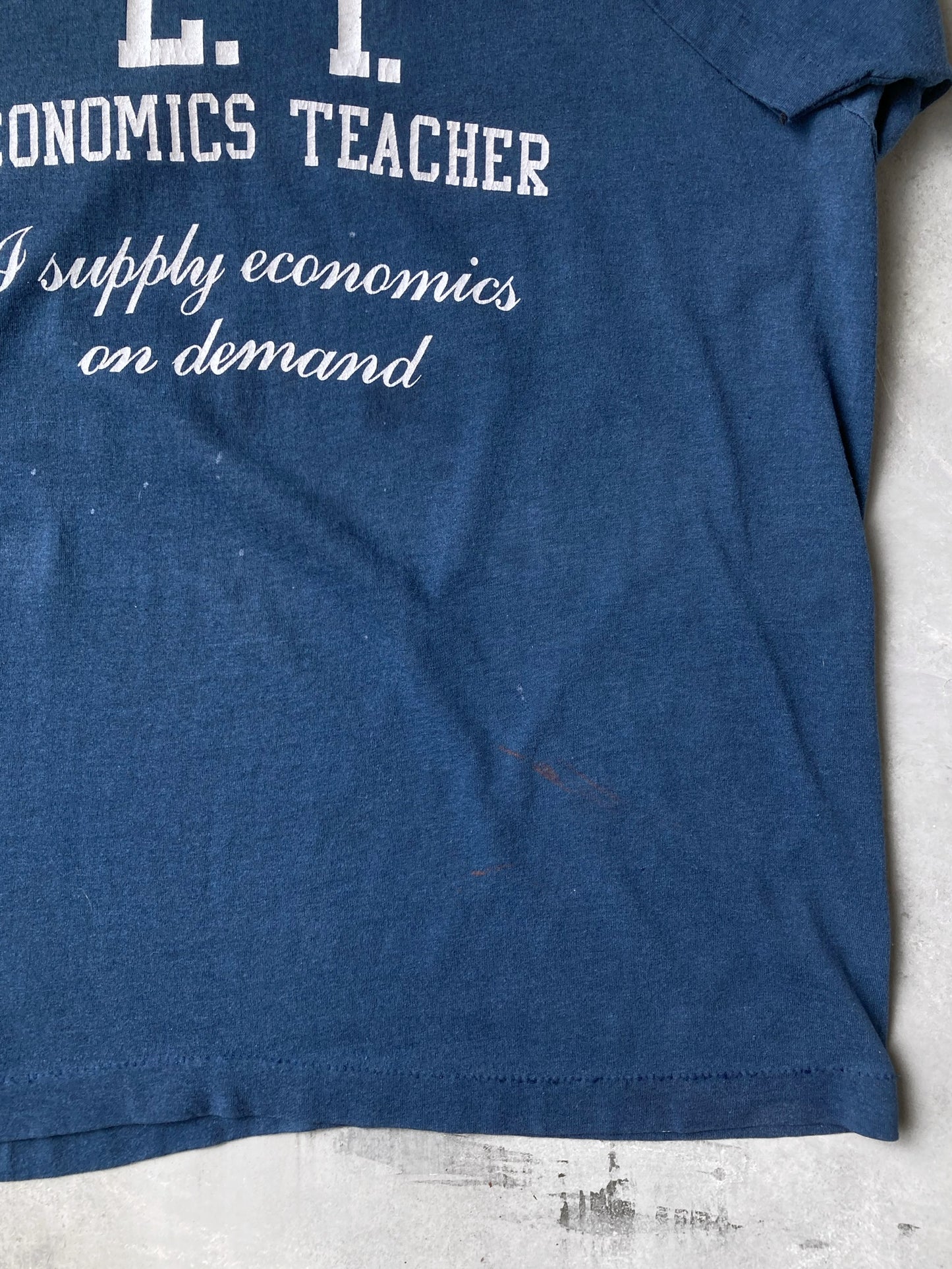 Rochester Economics T-Shirt 80's - Medium