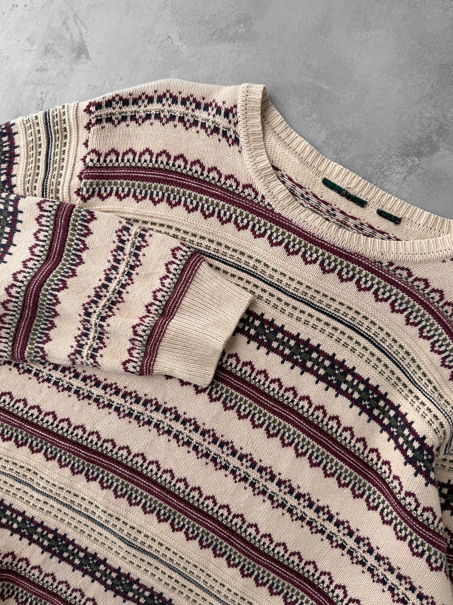 Patterned Sweater - XL