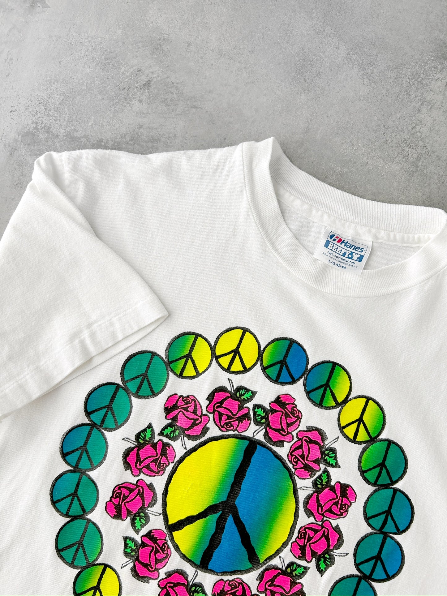 Peace Sign T-Shirt 90's - Medium