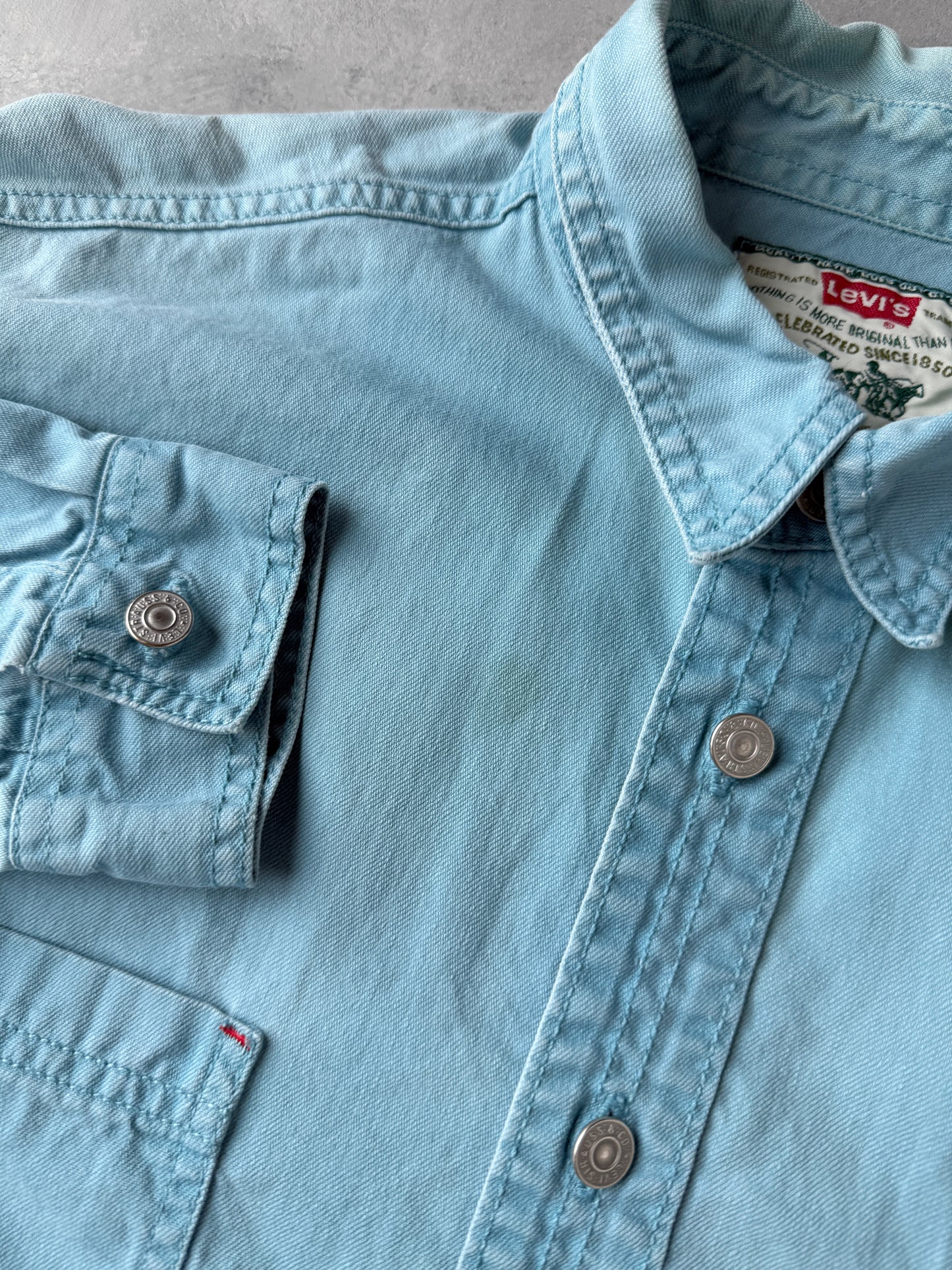 Levi's Denim Shirt Y2K - Large