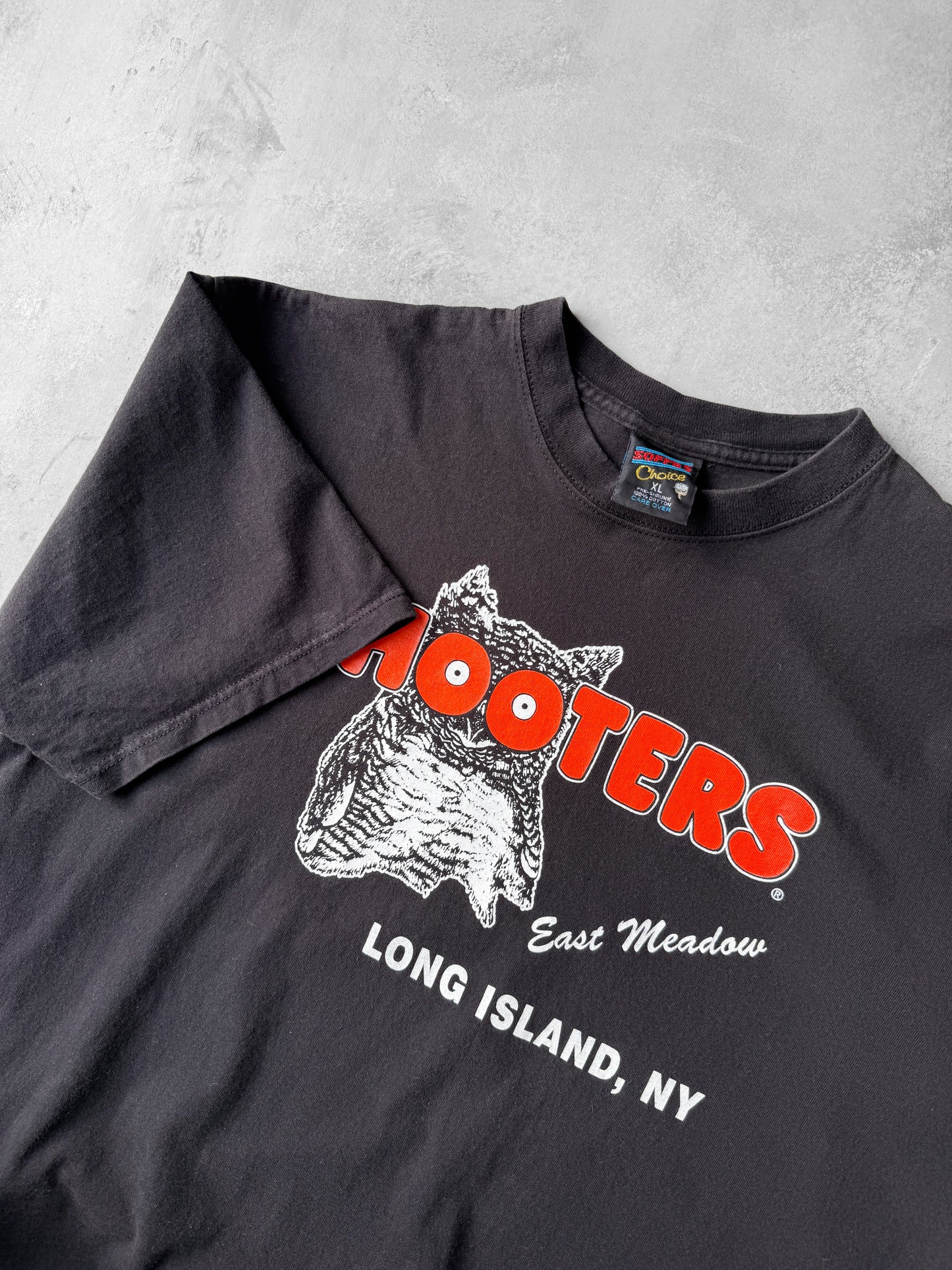 Hooters Long Island T-Shirt 90's - XL