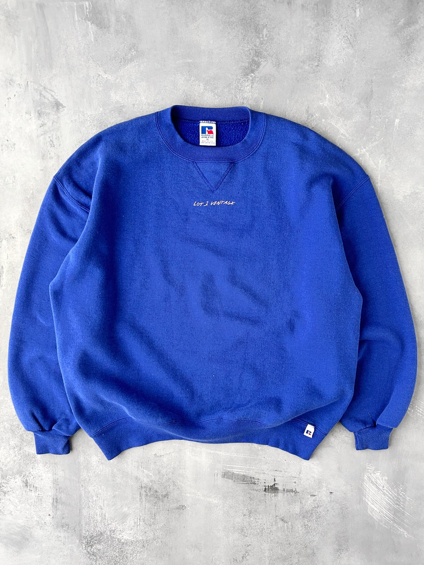 Lot 1 Vintage Sweatshirt - XL