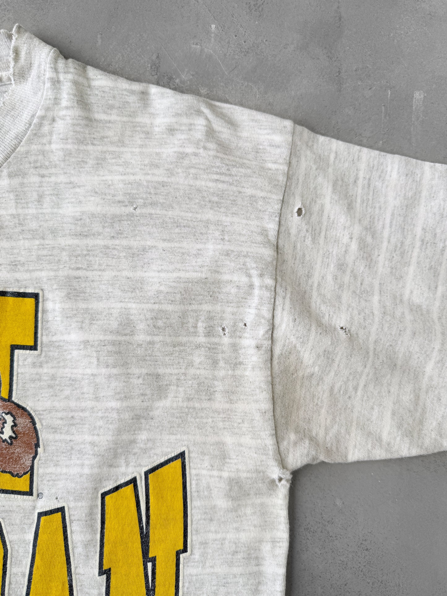 University of Michigan Distressed T-Shirt 90's - Medium