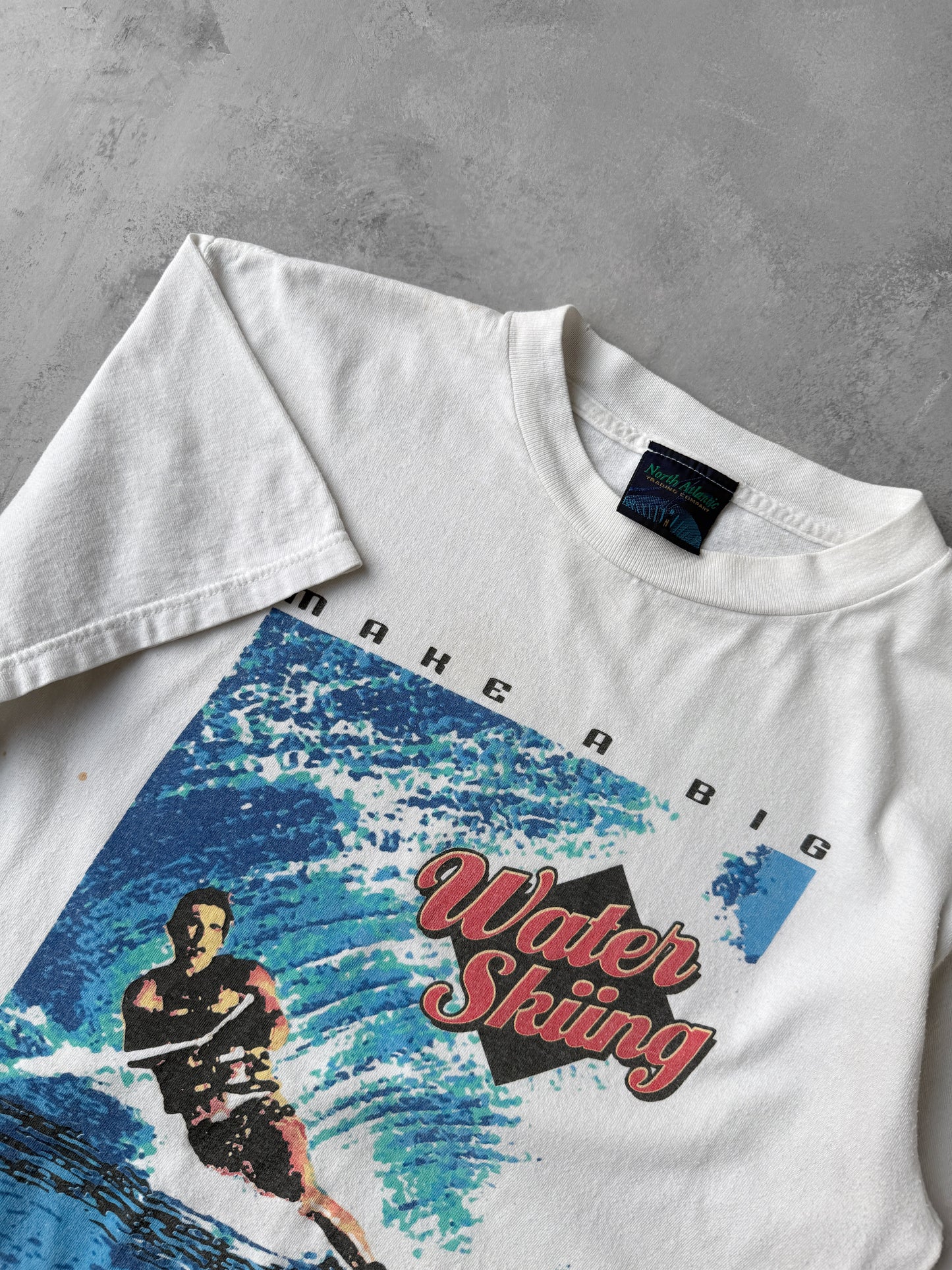 Water Skiing T-Shirt 90's - Medium