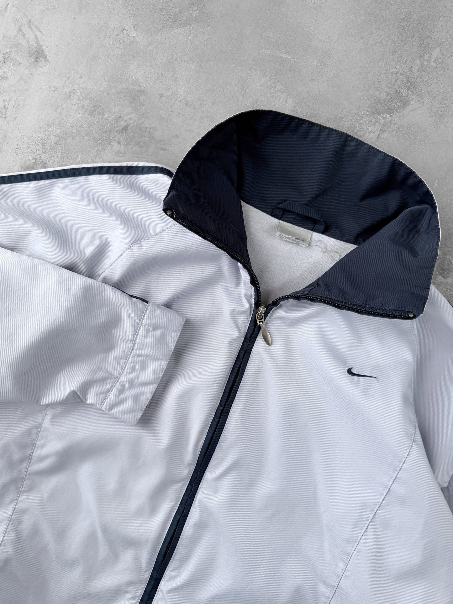 Silver Nike Jacket Y2K - Medium/Large