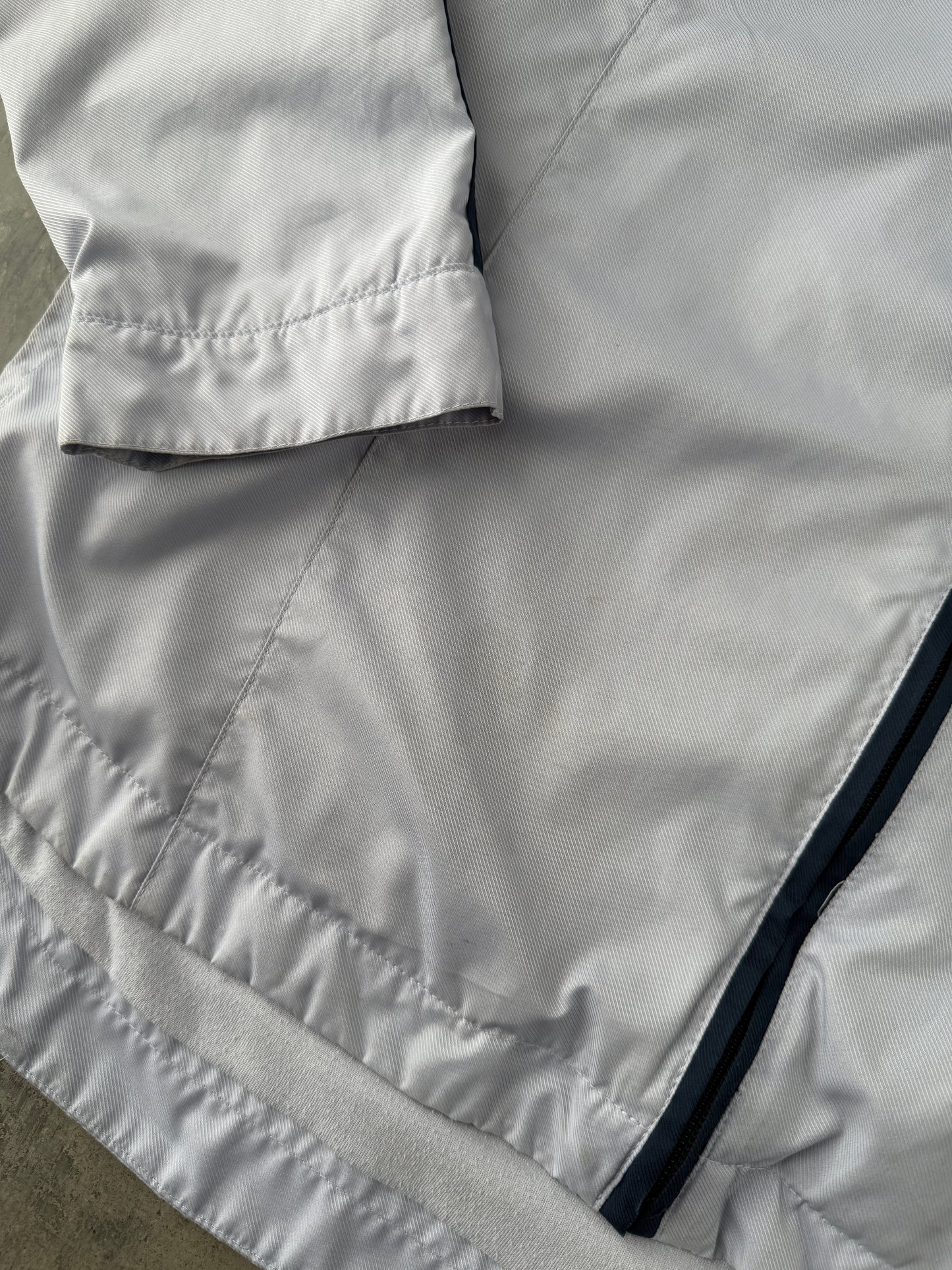 Silver Nike Jacket Y2K - Medium/Large