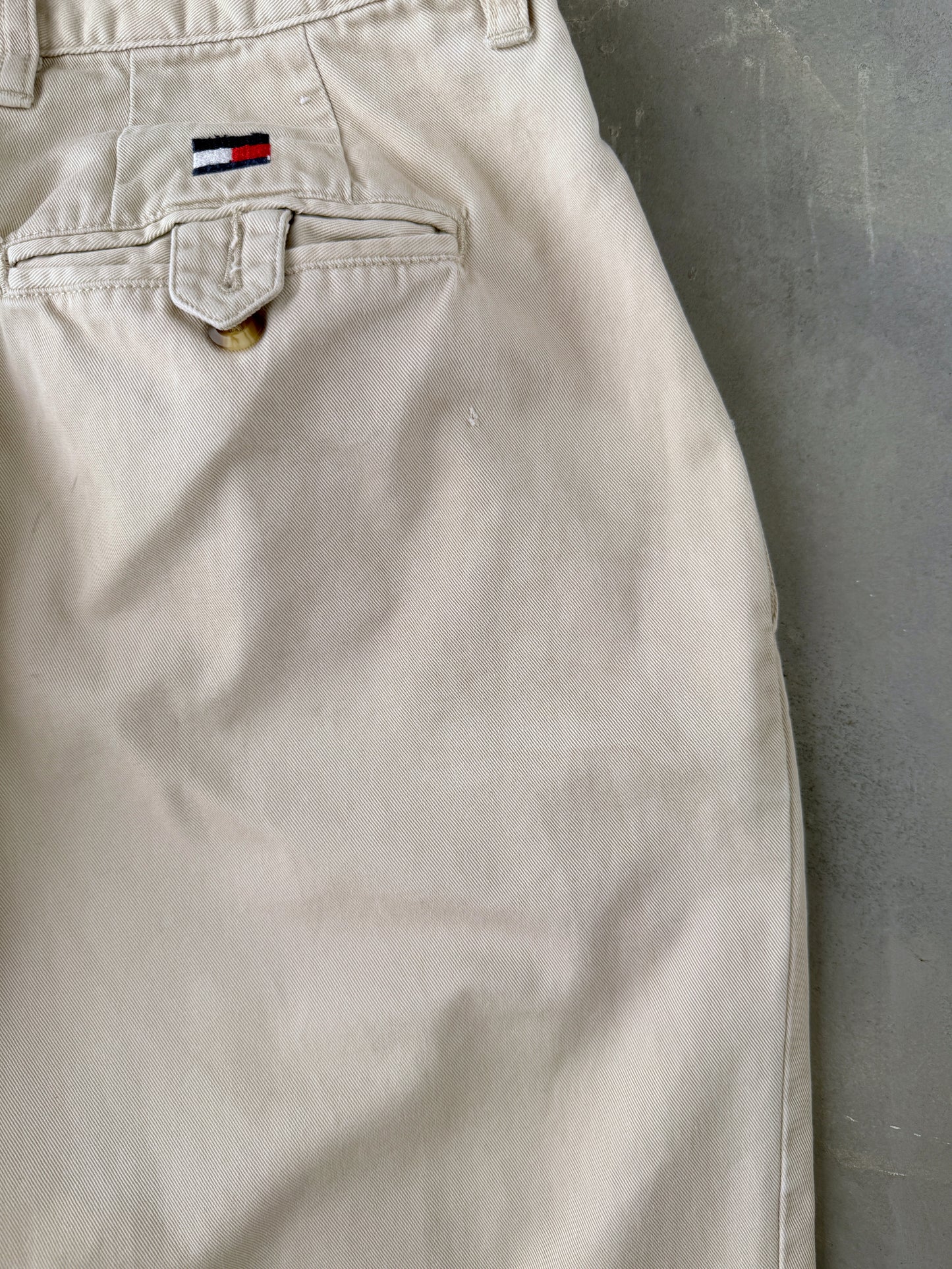 Tommy Hilfiger Pleated Khaki Pants 90's - 33x32