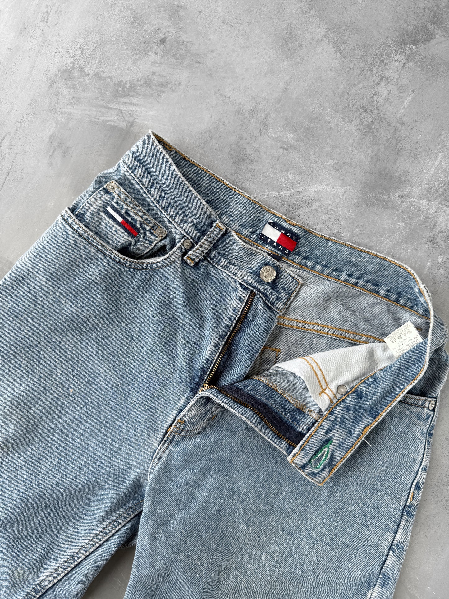 Tommy Hilfiger Jean Shorts 90's - Size 28