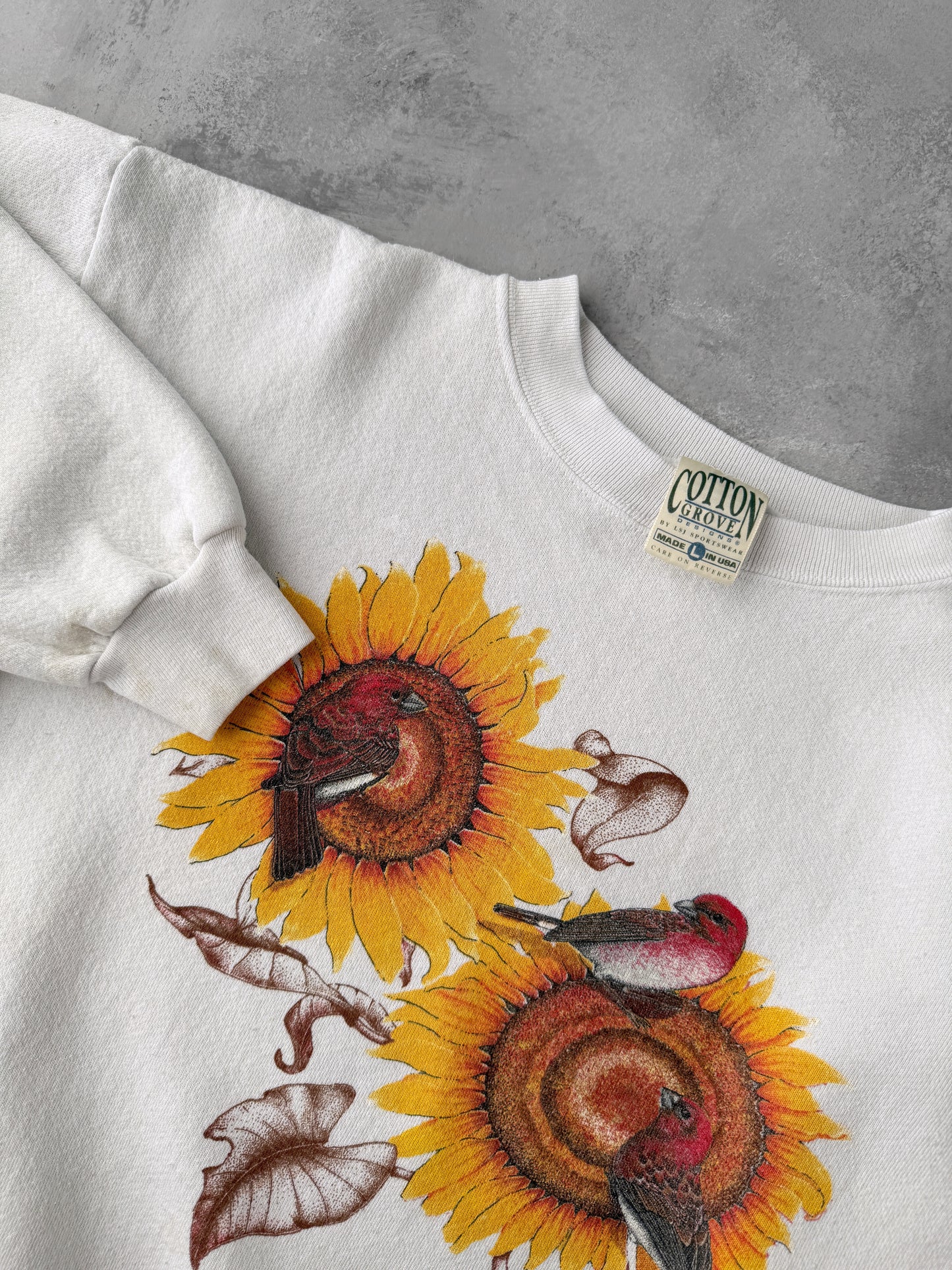 Sunflowers and Birds Sweatshirt 90's - Large