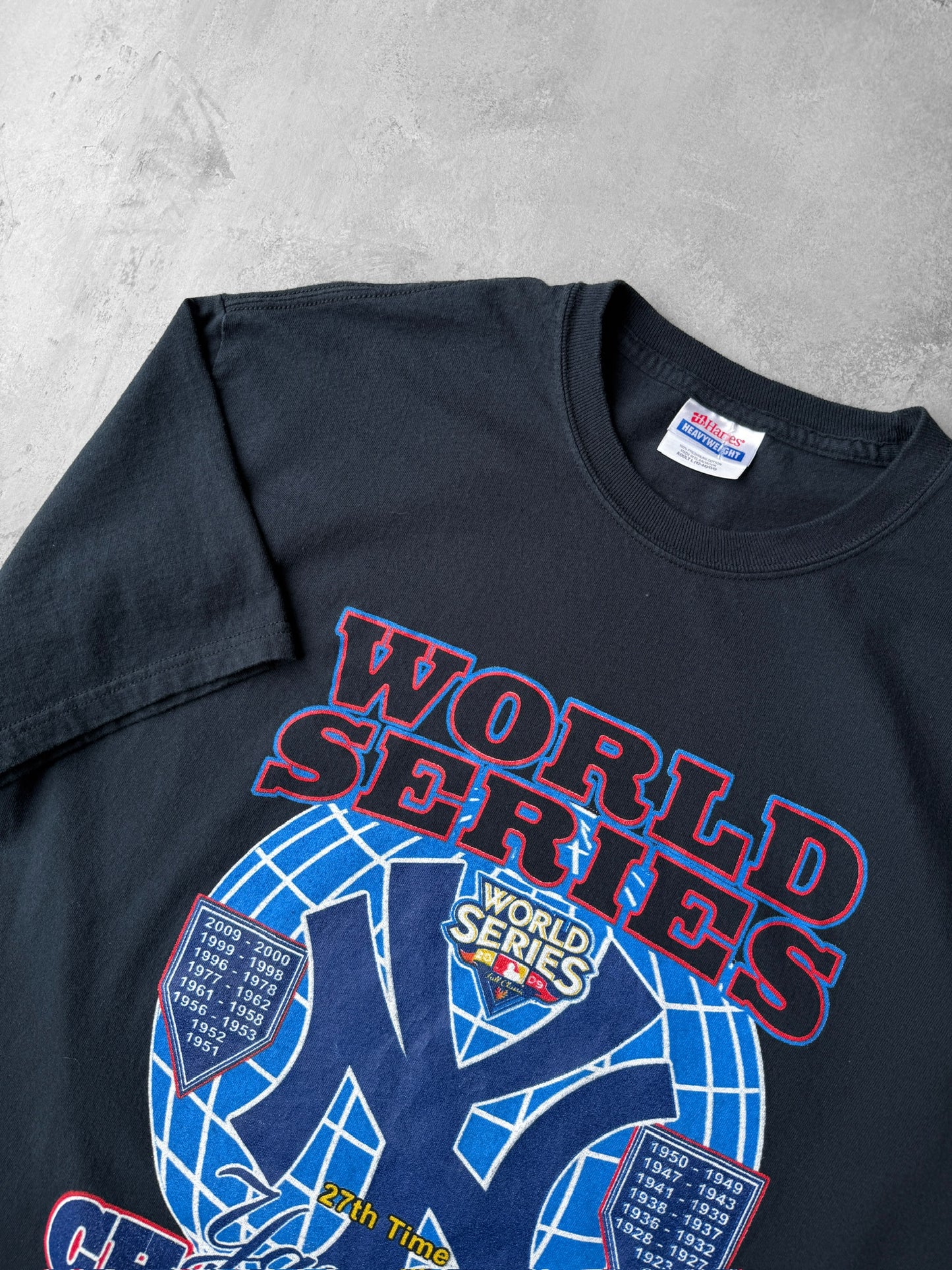 New York Yankees Parking Lot T-Shirt '09 - Large