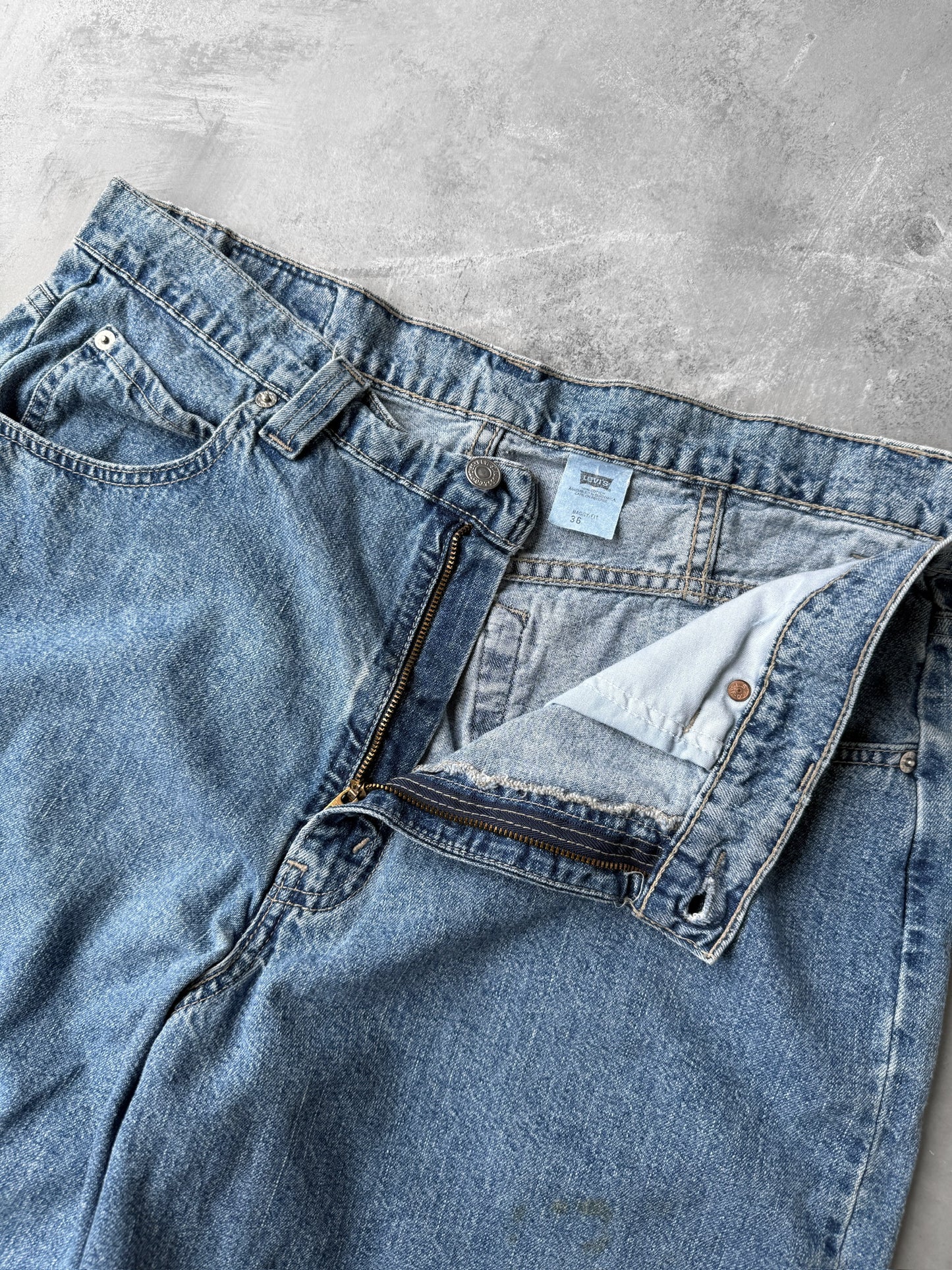 Levi's Baggy Jean Shorts '95 - Size 34