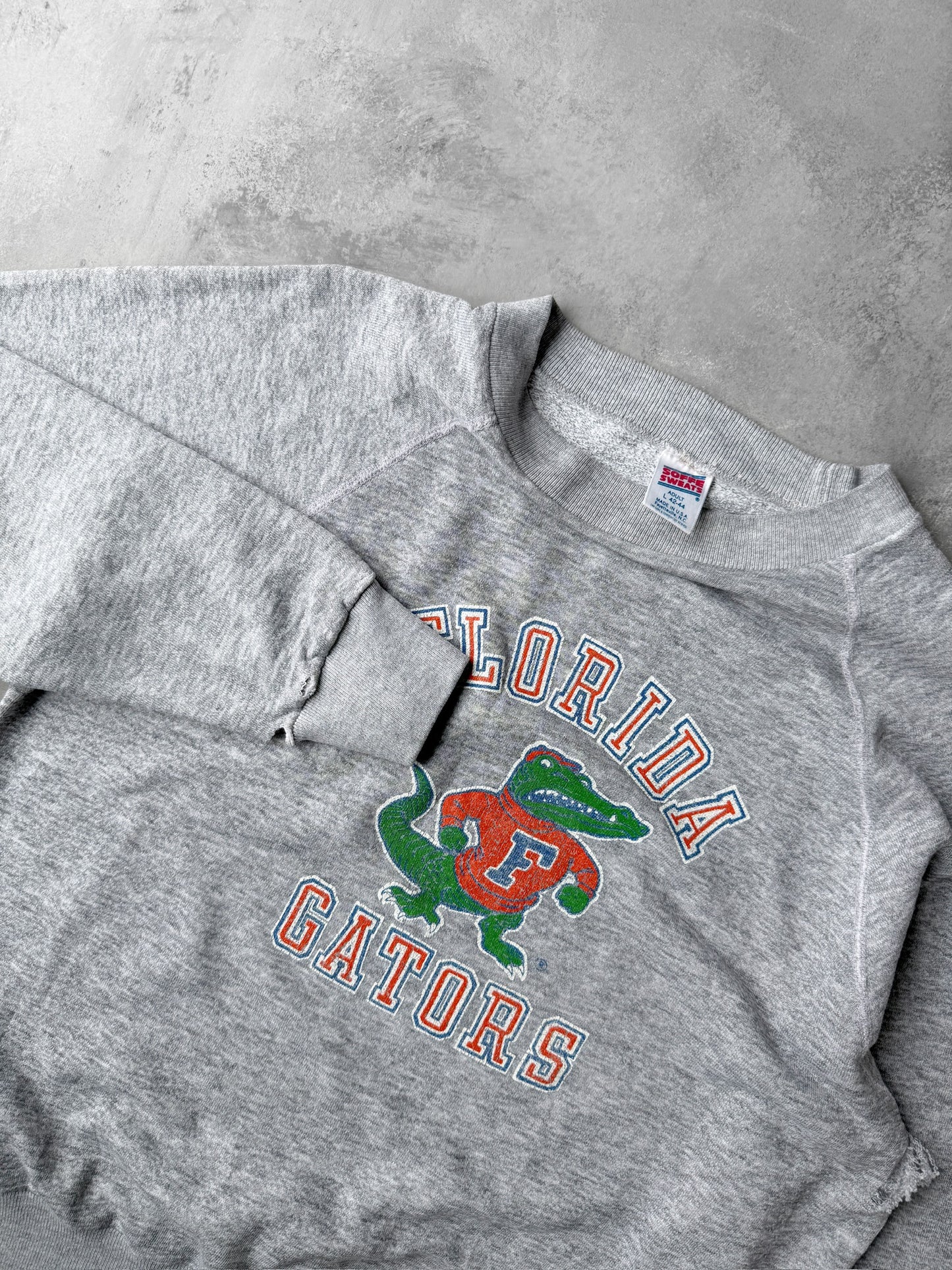 Florida Gators Thrashed Sweatshirt 80's - Medium