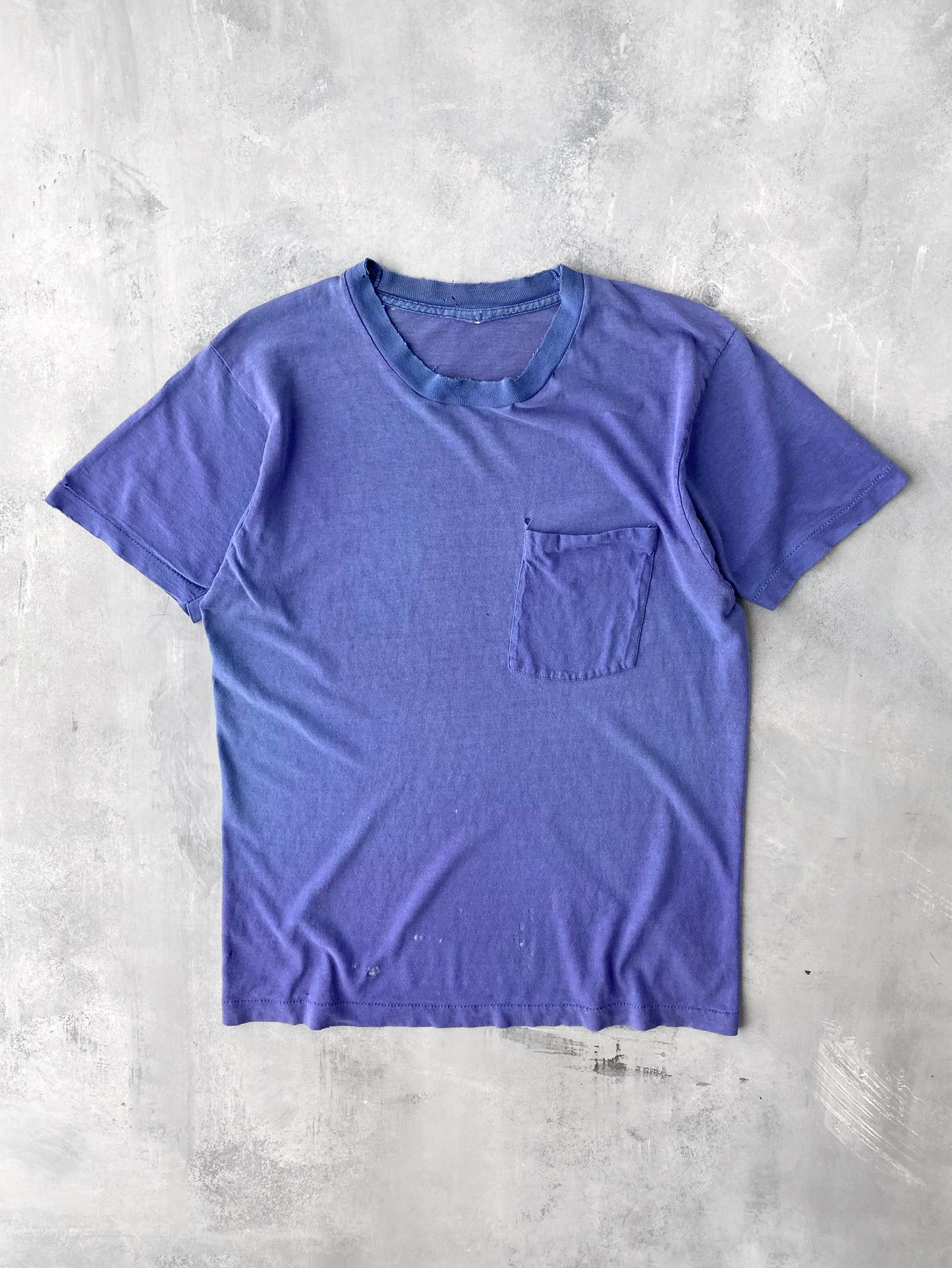 Thrashed Blue Pocket T-Shirt 80's - Medium