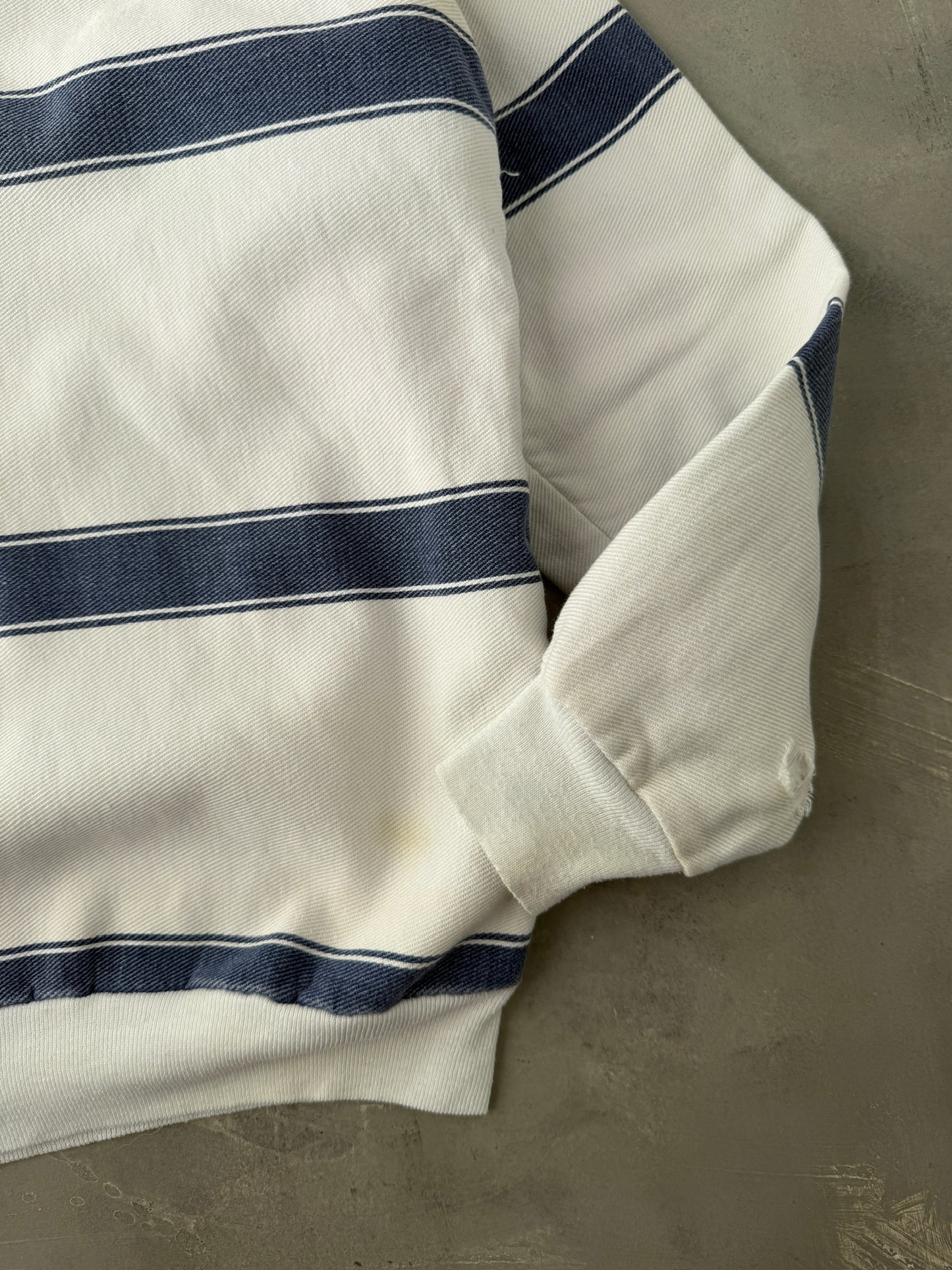 Collared Sweatshirt 90's - Medium