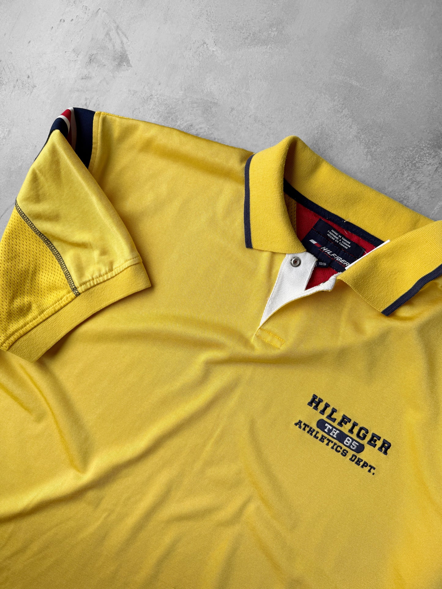 Tommy Hilfiger Mesh Polo Shirt Y2K  - XL