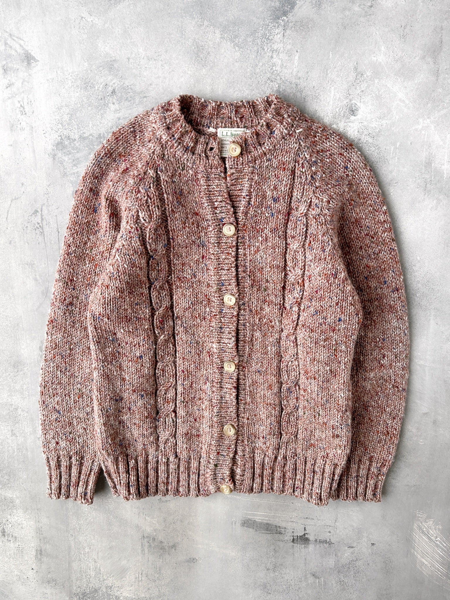 Women's Sweaters – Lot 1 Vintage
