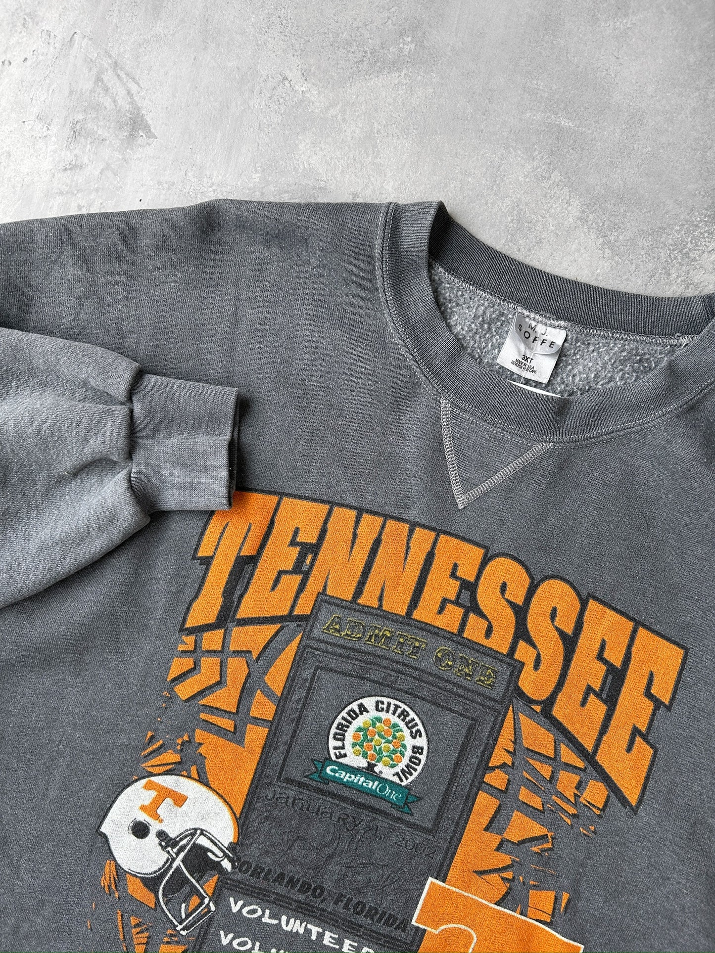 University of Tennessee Sweatshirt '02 - 3XL