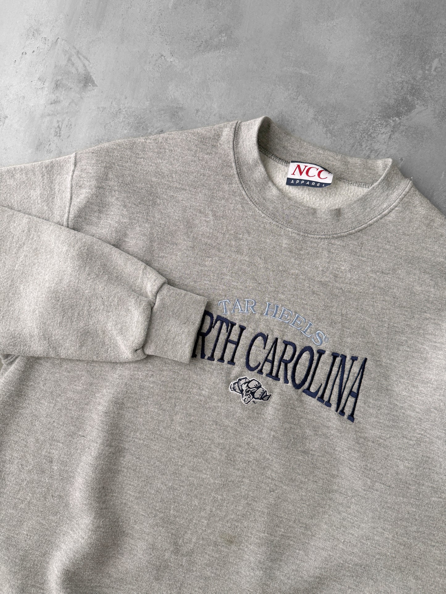 University of North Carolina Sweatshirt Y2K - Large