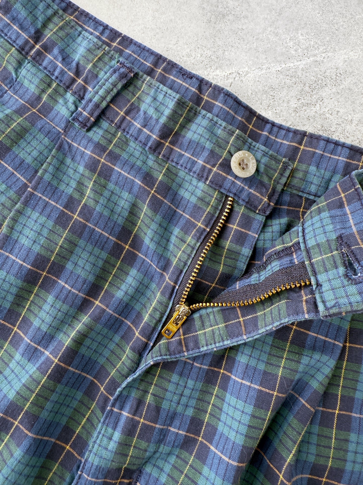 Pleated Front Plaid Shorts 80's - Size 32
