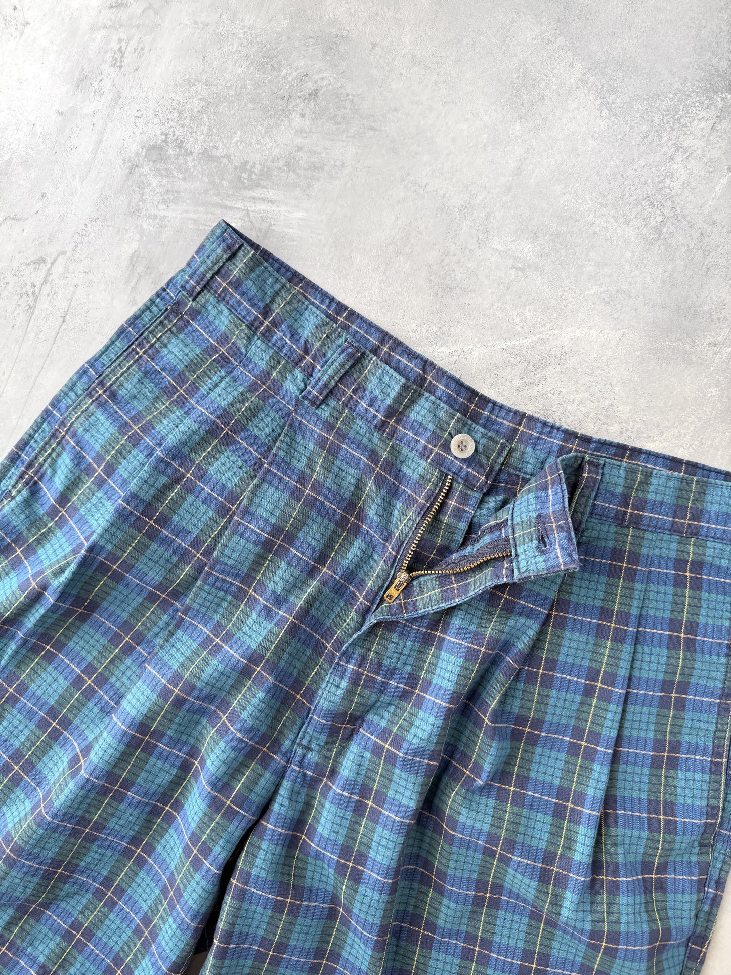 Pleated Front Plaid Shorts 80's - Size 32