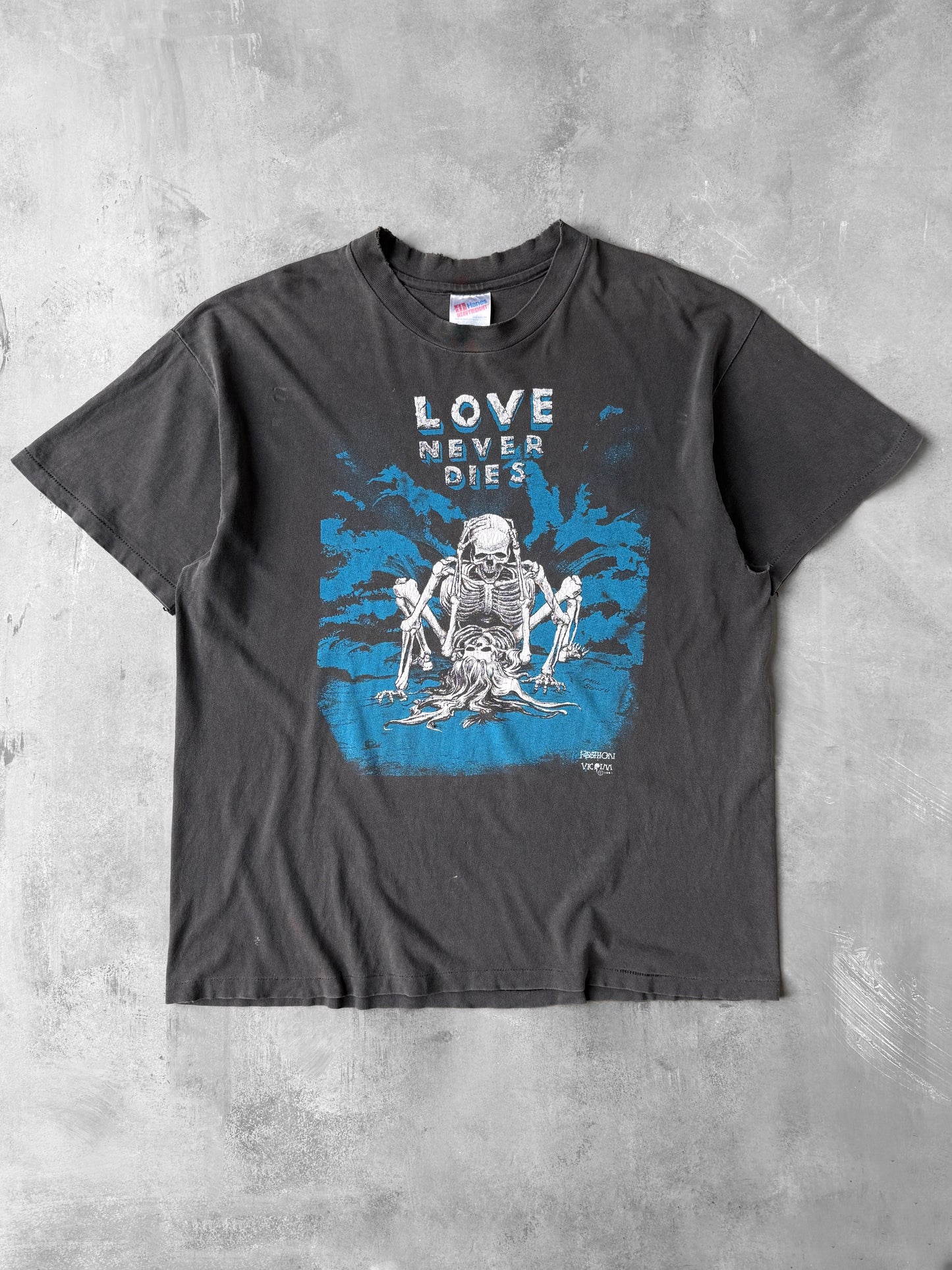 Love Never Dies T-Shirt '91 - XL