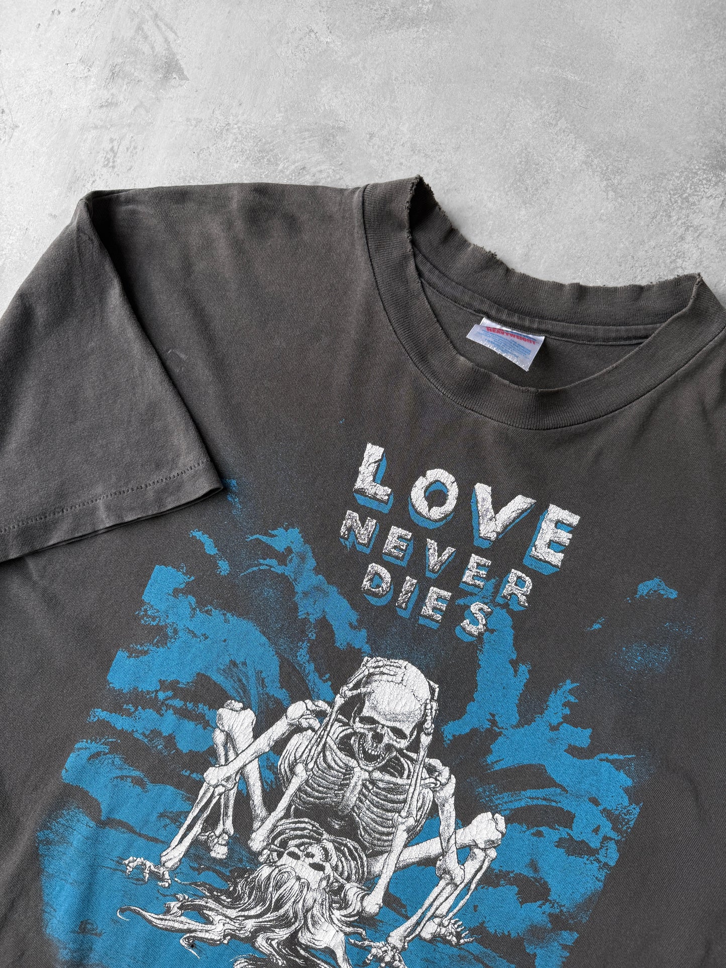Love Never Dies T-Shirt '91 - XL