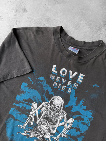 Love Never Dies T-Shirt '91 - XL